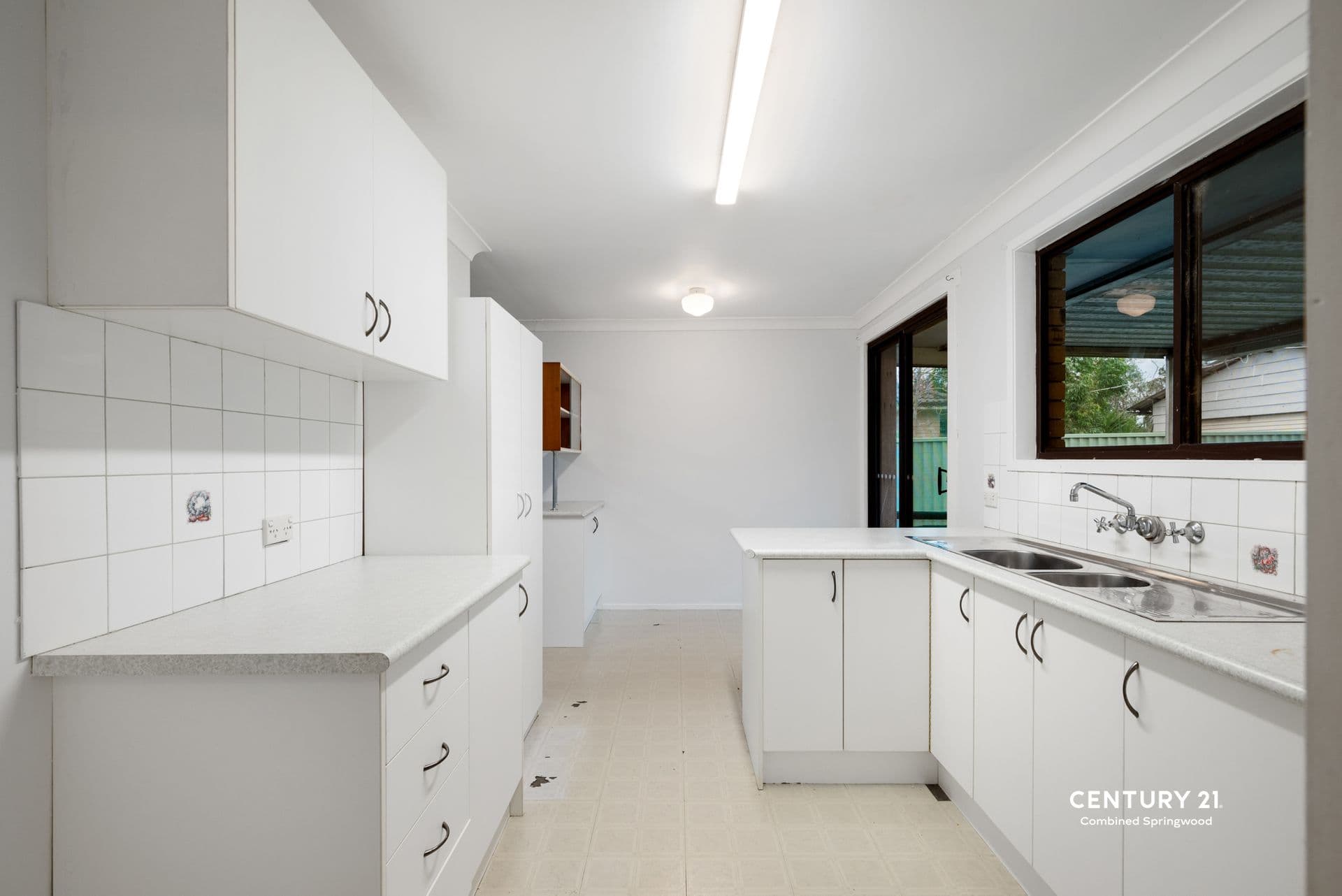 17 Robyn Road, Winmalee, NSW, 2777, Winmalee - Thumbnail 5