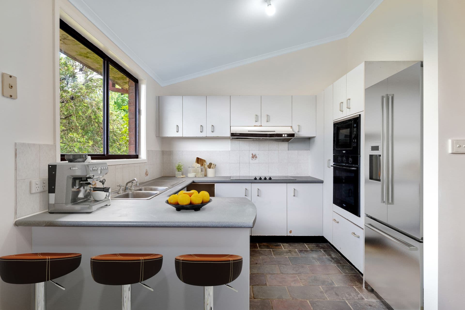 21 Chapman Avenue, Linden, NSW, 2778, Linden - Thumbnail 4