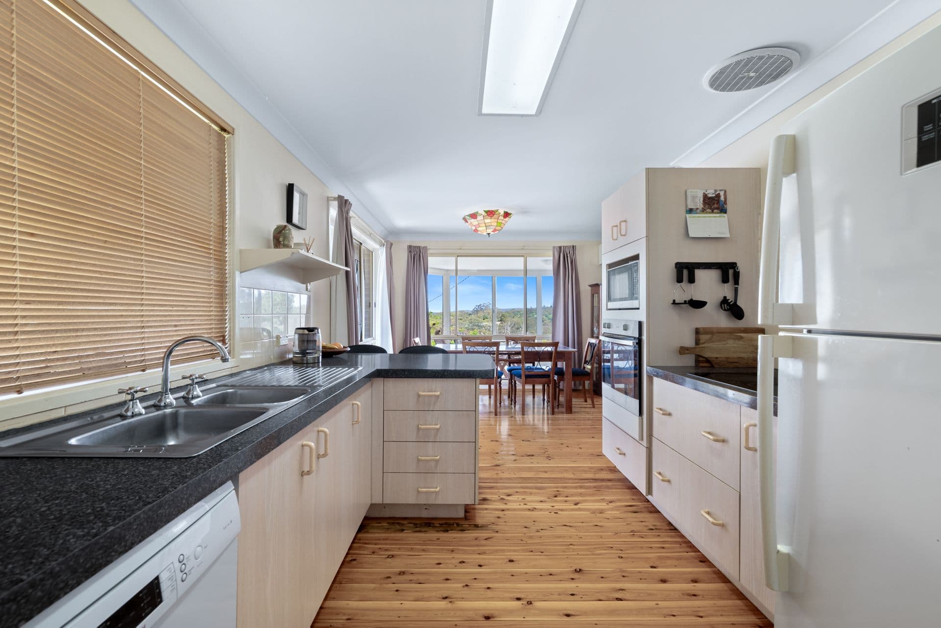 9 Parkes Crescent, Faulconbridge, NSW, 2776, Faulconbridge - Thumbnail 7