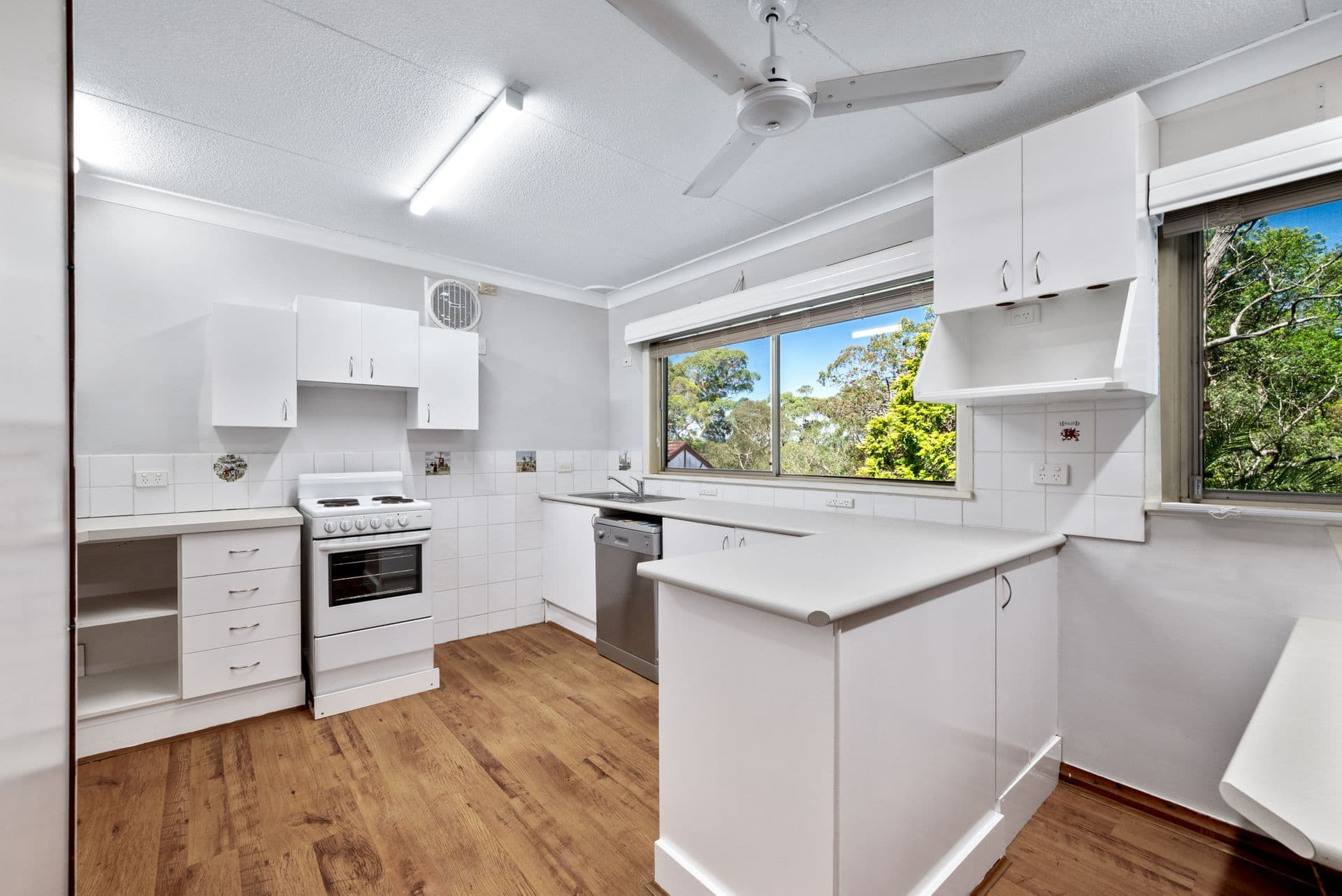 11 Reid Circle, Winmalee, NSW, 2777, Winmalee - Thumbnail 6