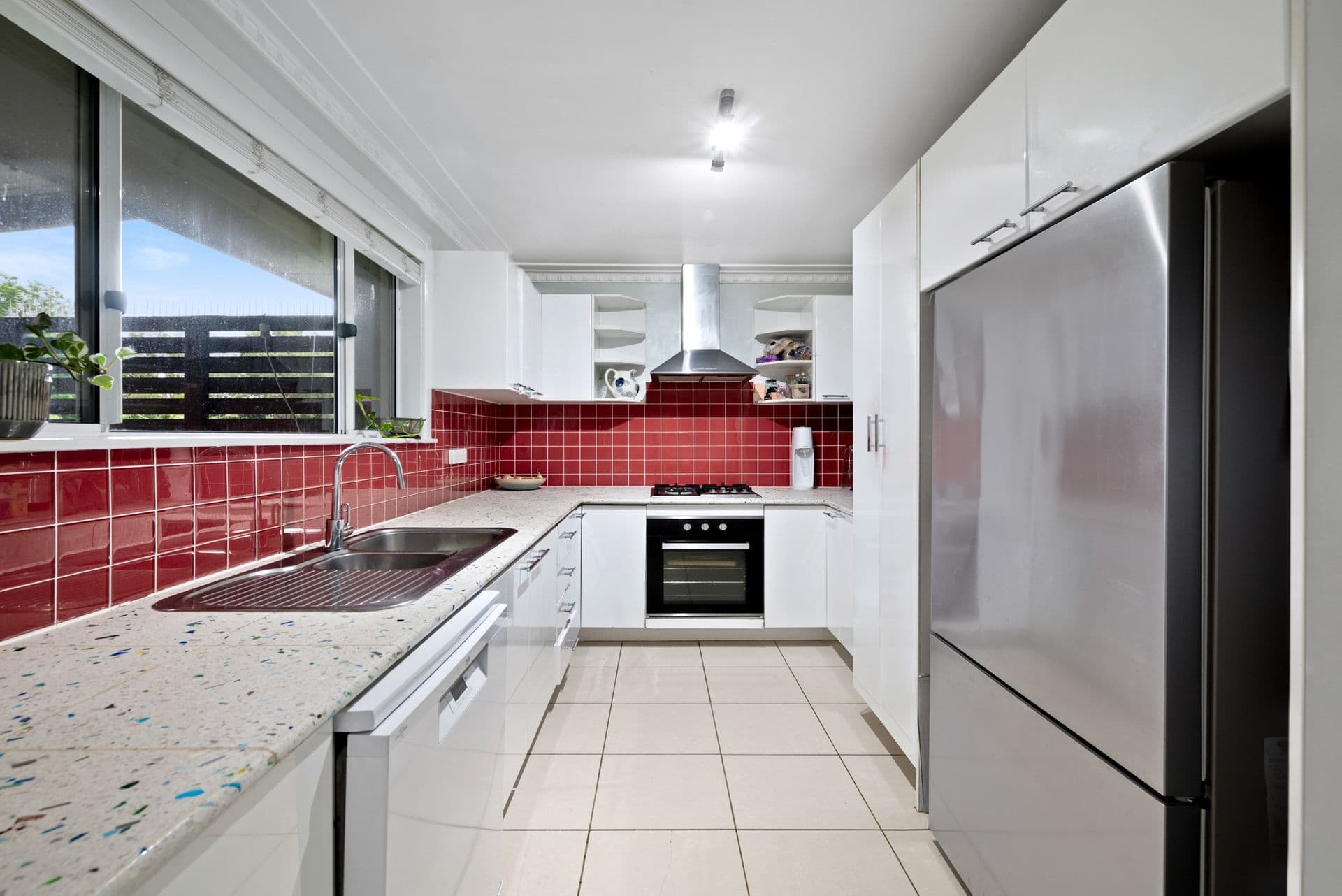 99 Glenbrook Road, Blaxland, NSW, 2774, Blaxland - Thumbnail 3