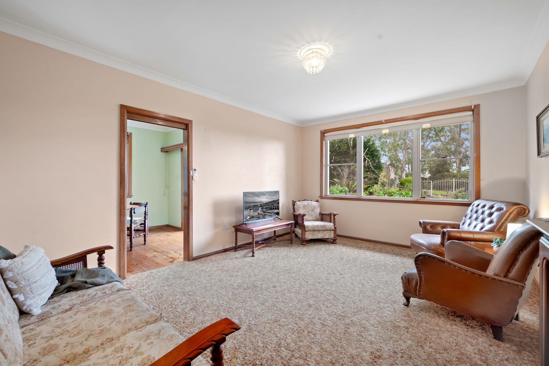 71 Paterson Road, Springwood, NSW, 2777, Springwood - Thumbnail 3