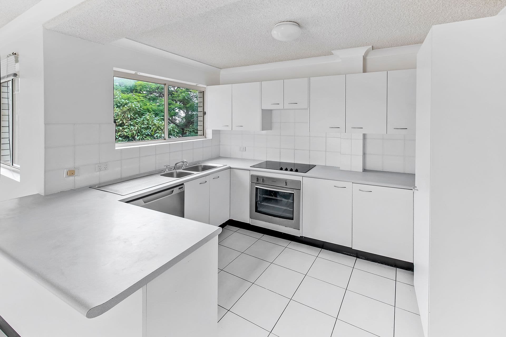 5/85 Esplanade, Golden Beach, QLD, 4551, Golden Beach - Thumbnail 4