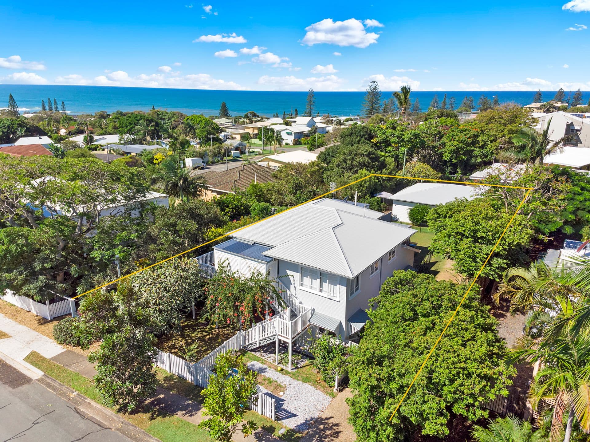 39 Albert Street, Kings Beach, QLD, 4551, Kings Beach - Thumbnail 2