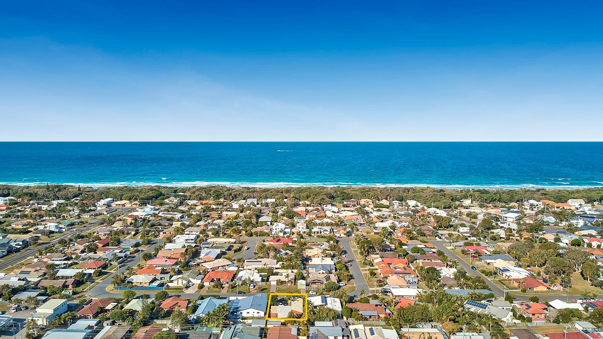 2/24 Bulcock Street, Caloundra, QLD, 4551, Bokarina - Thumbnail 2