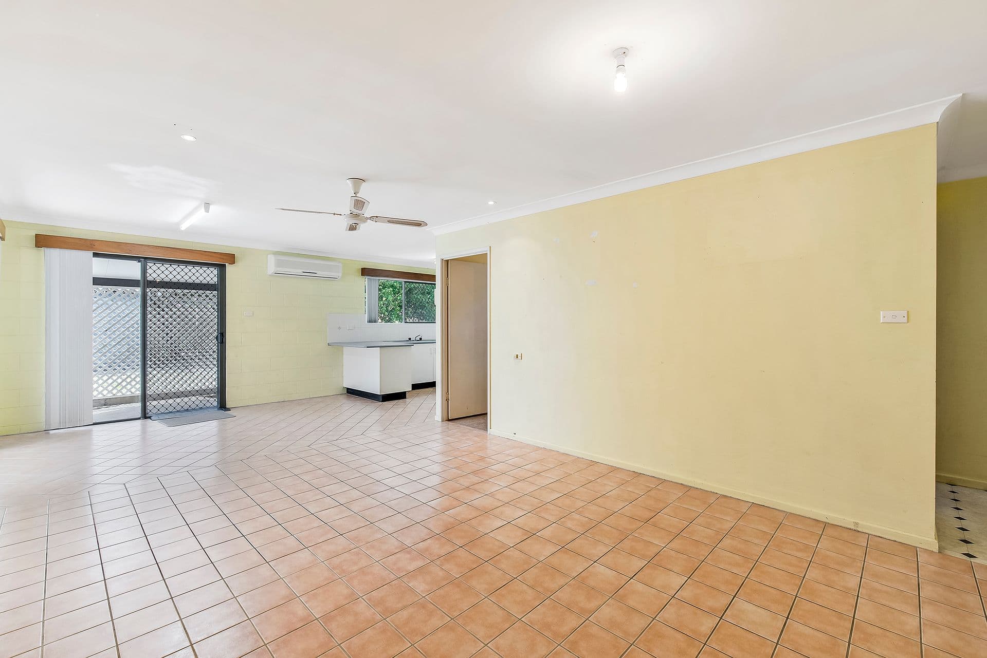 2/24 Bulcock Street, Caloundra, QLD, 4551, Caloundra - Thumbnail 4