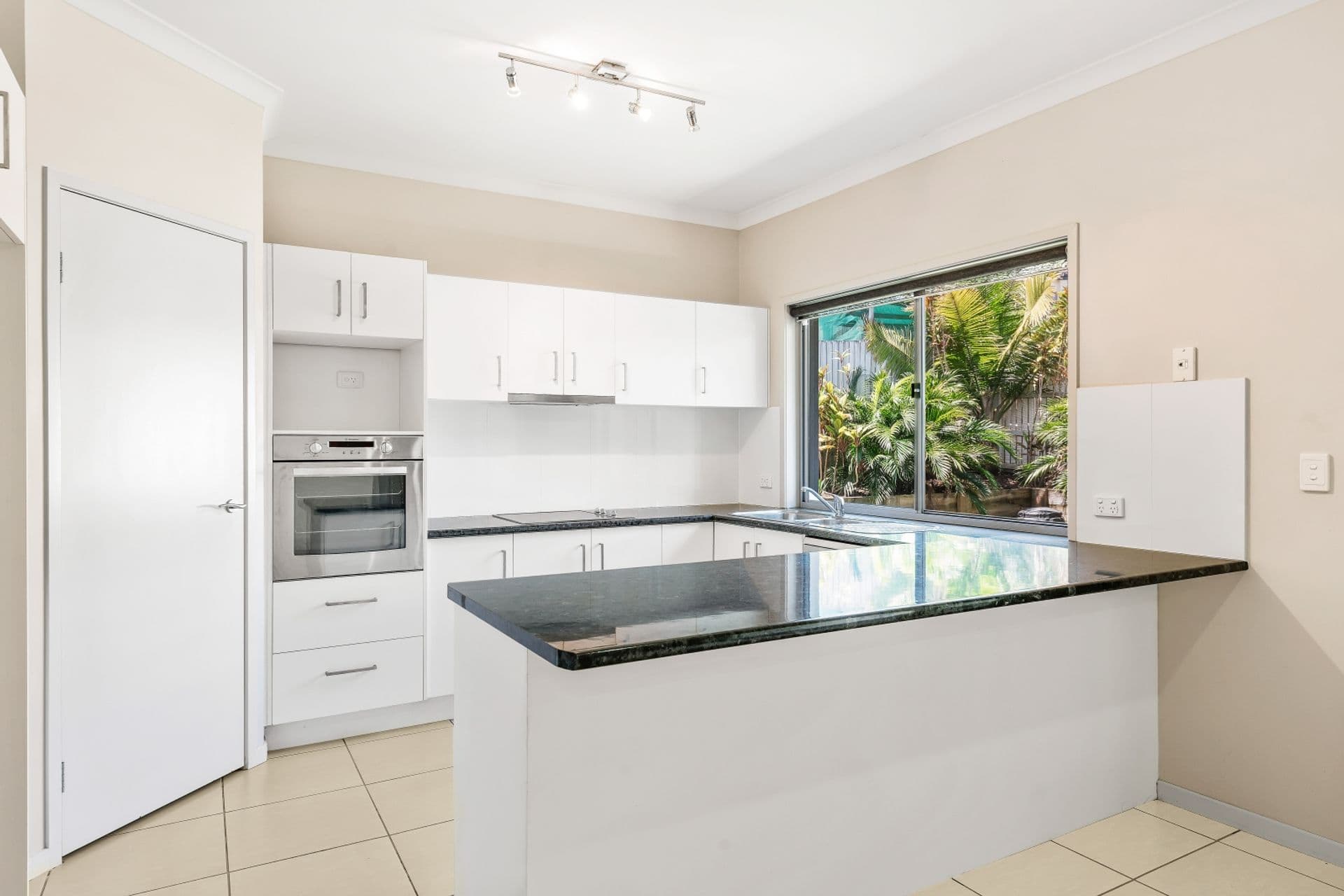 1/51 Upper Wakefield Street, Woombye, QLD, 4559, Woombye - Thumbnail 3
