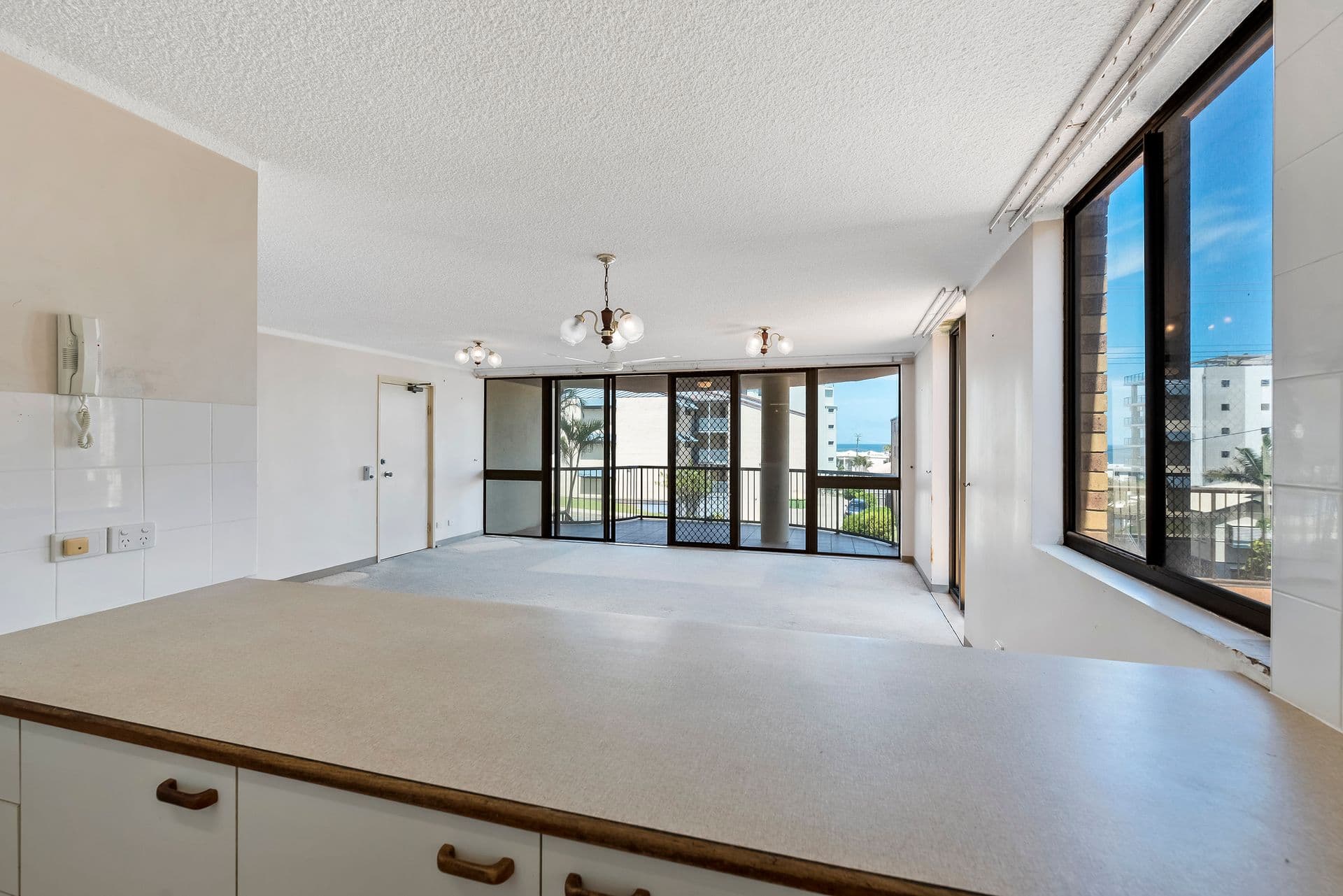 1/25 Moreton Parade, Kings Beach, QLD, 4551, Kings Beach - Thumbnail 2