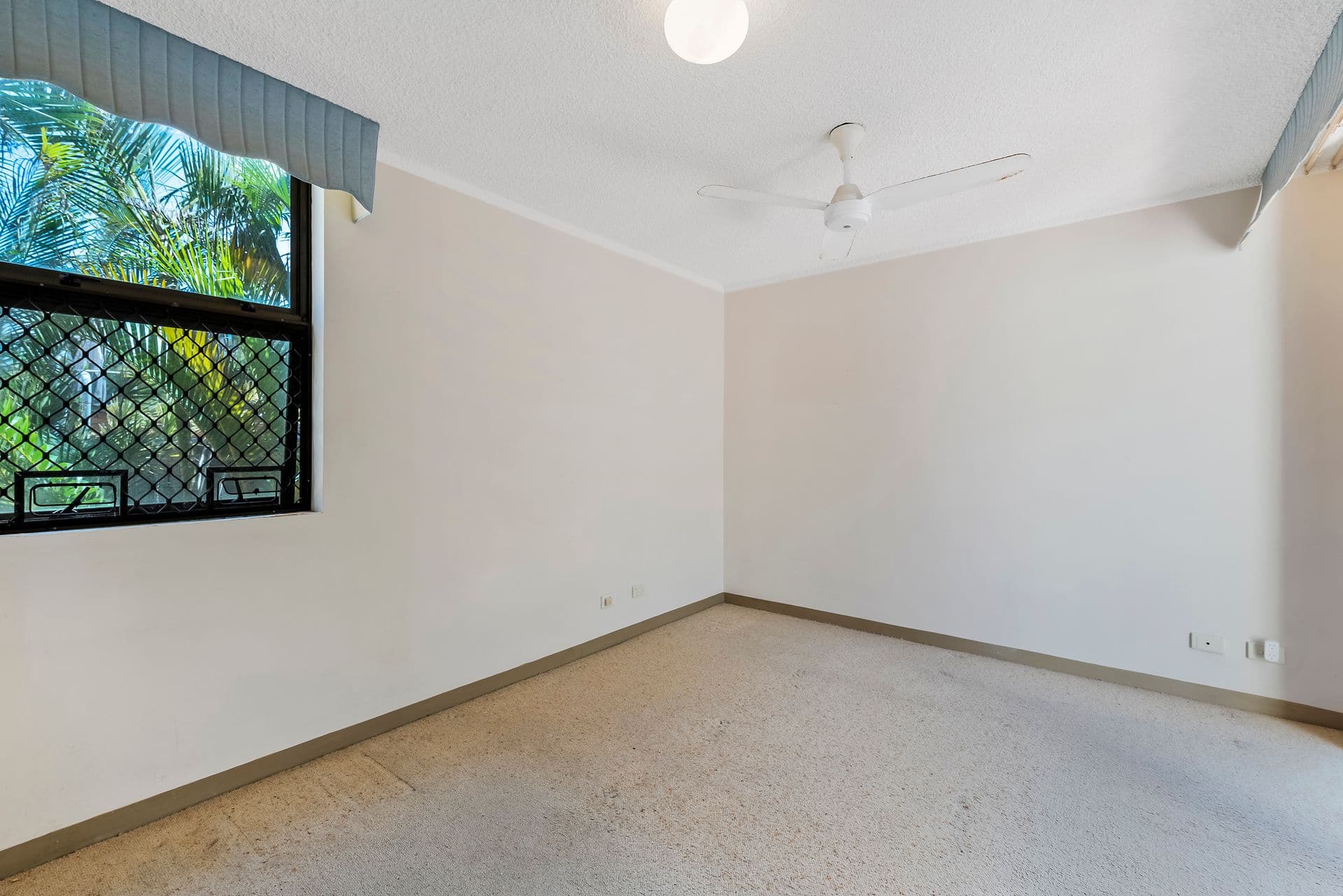 1/25 Moreton Parade, Kings Beach, QLD, 4551, Kings Beach - Thumbnail 8