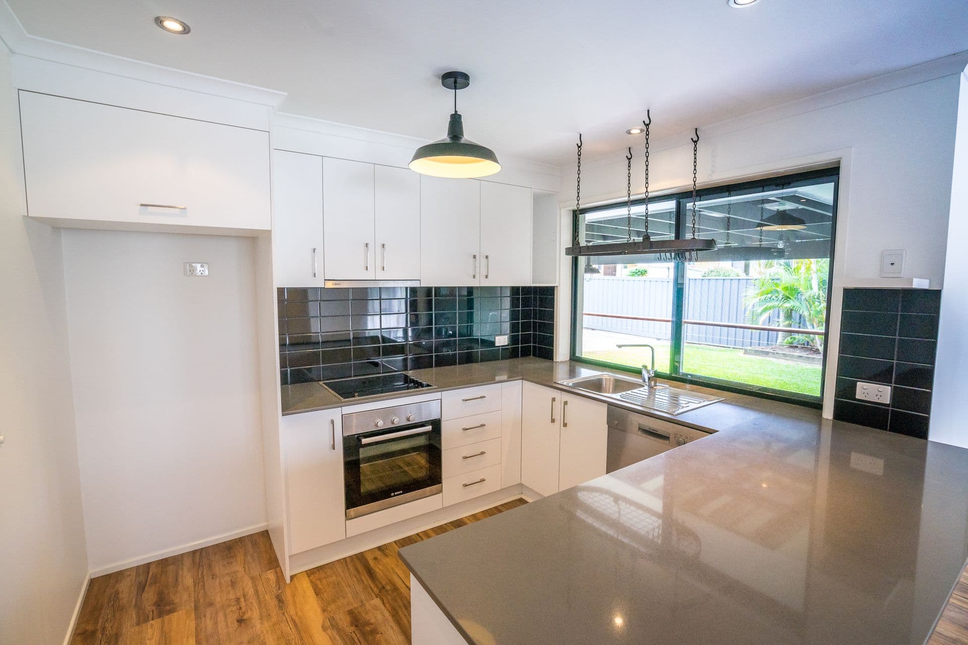 2 Balemo Street, Battery Hill, QLD, 4551, Battery Hill - Thumbnail 3