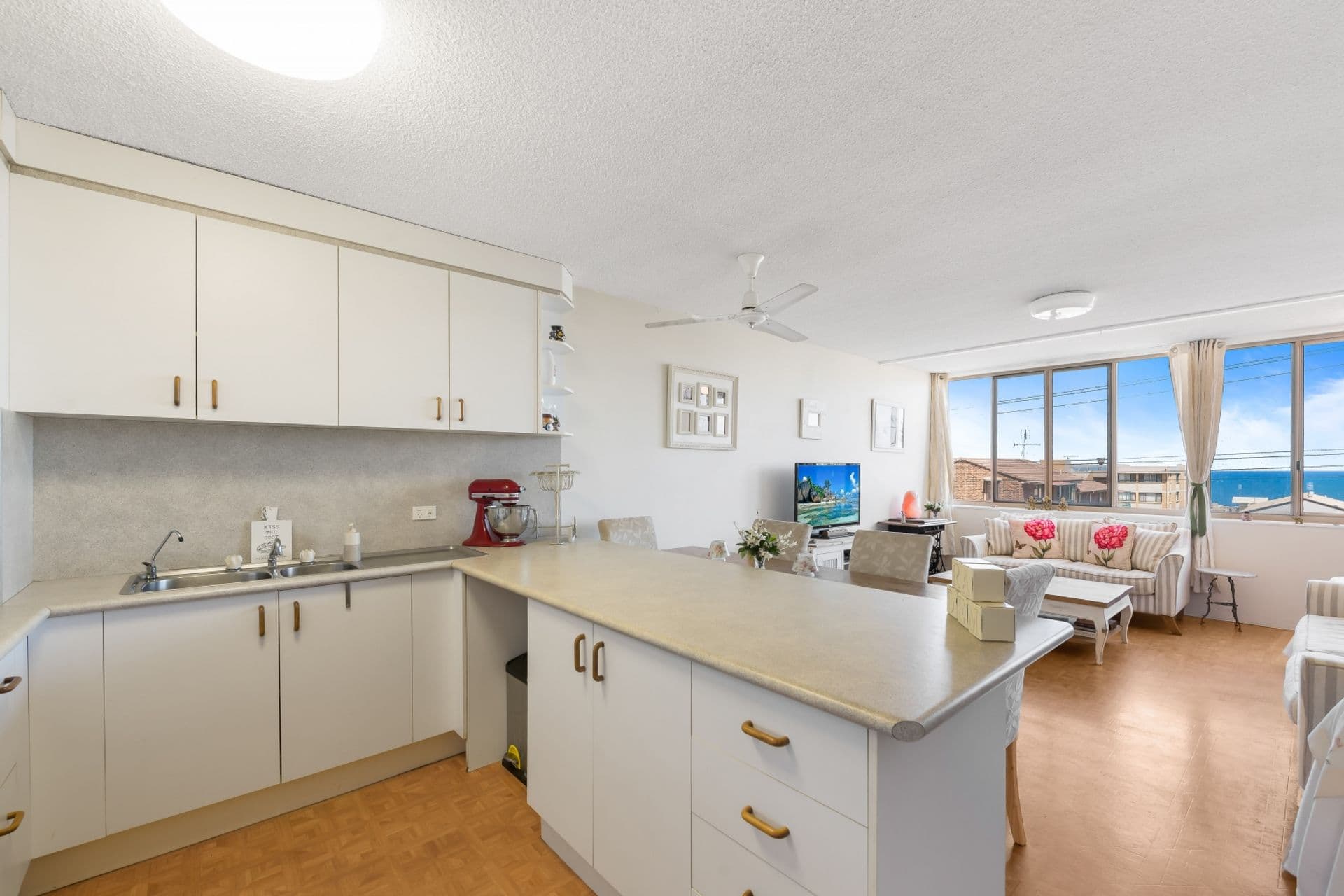 6/41 Moreton Parade, Kings Beach, QLD, 4551, Kings Beach - Thumbnail 3