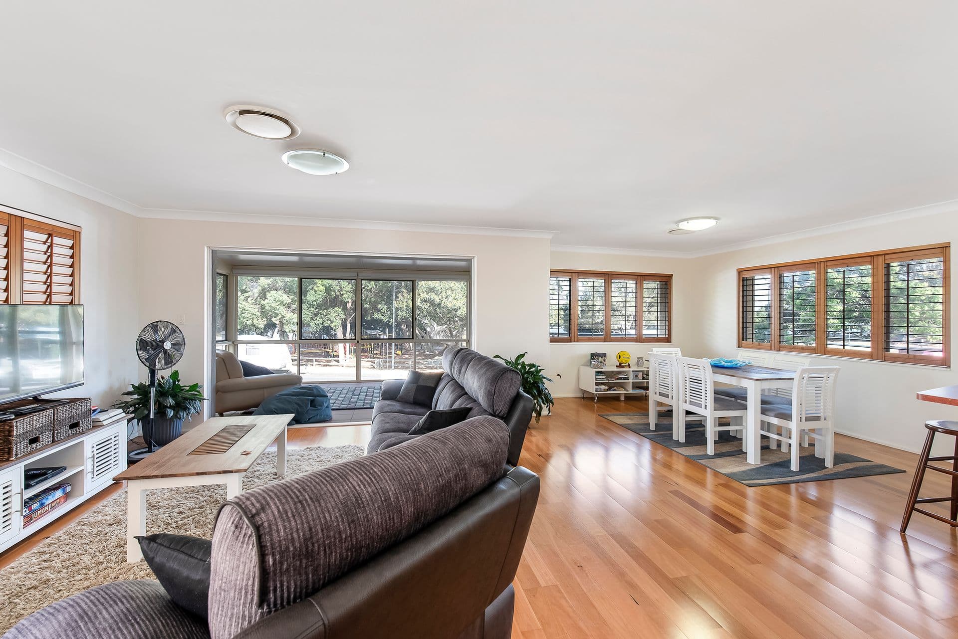 Unit 1 And 2 / 63 Esplanade, Golden Beach, QLD, 4551, Golden Beach - Thumbnail 5