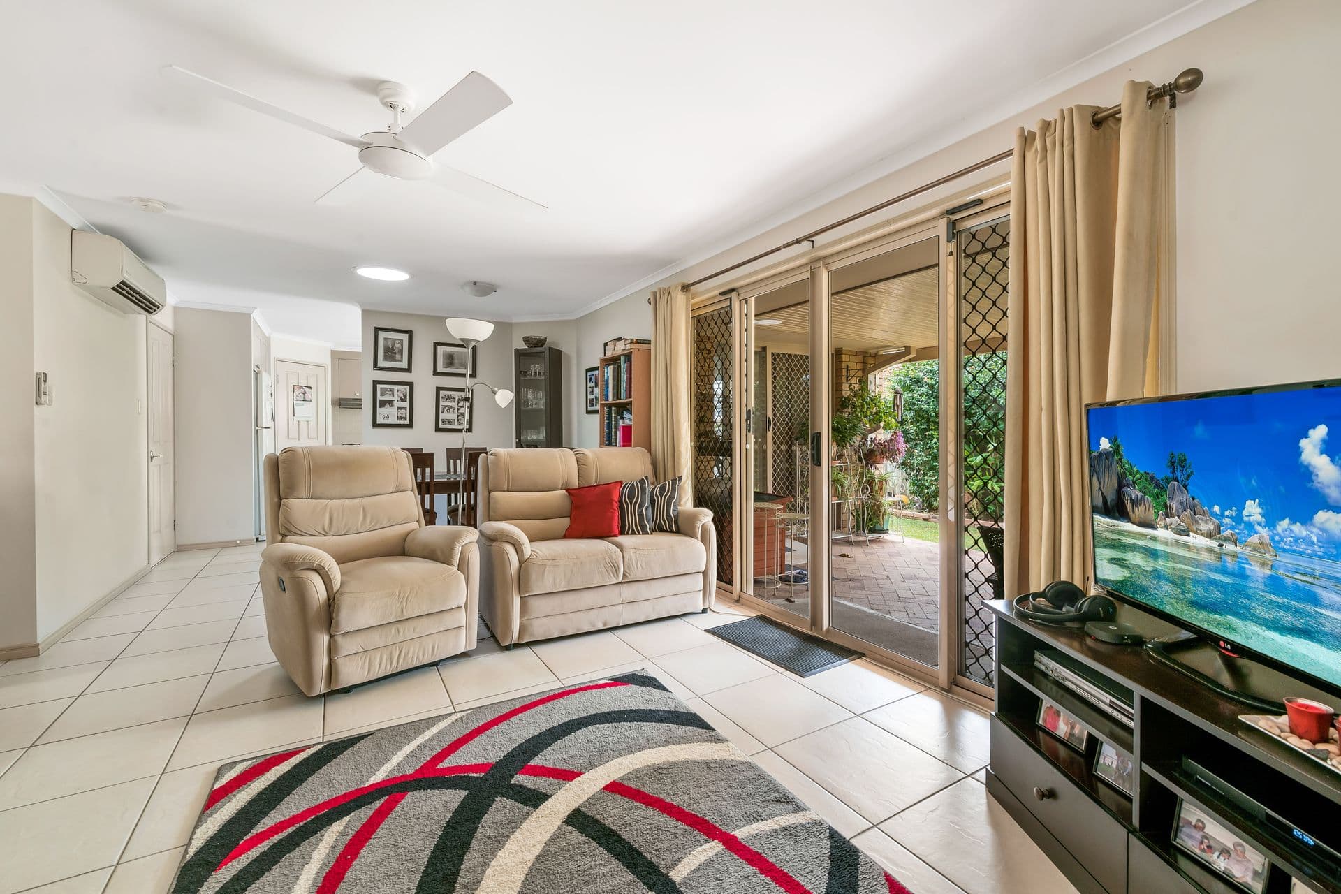 2/24 Bulcock Street, Caloundra, QLD, 4551, Little Mountain - Thumbnail 3