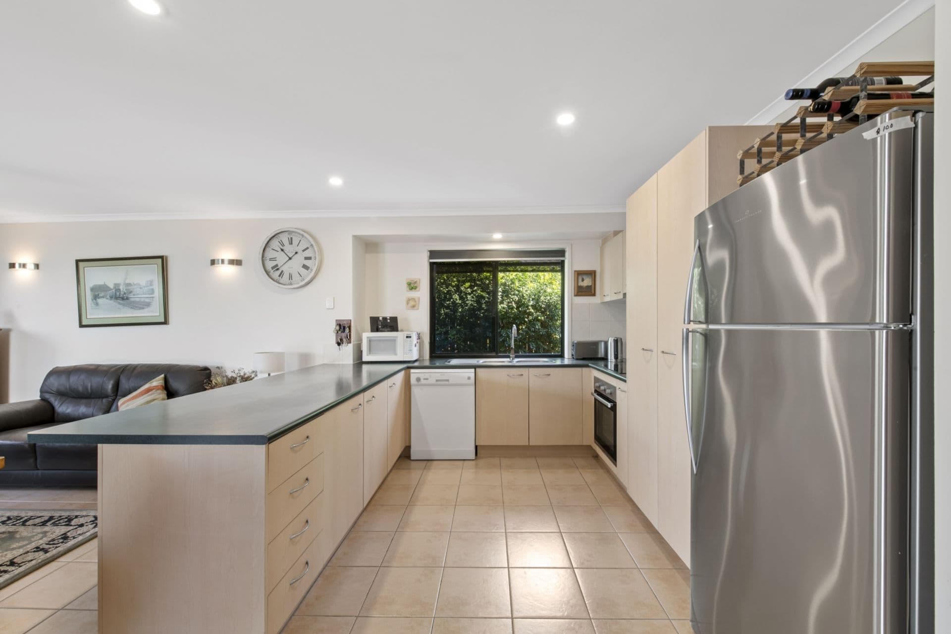 10 Azalea Place, Currimundi, QLD, 4551, Currimundi - Thumbnail 2