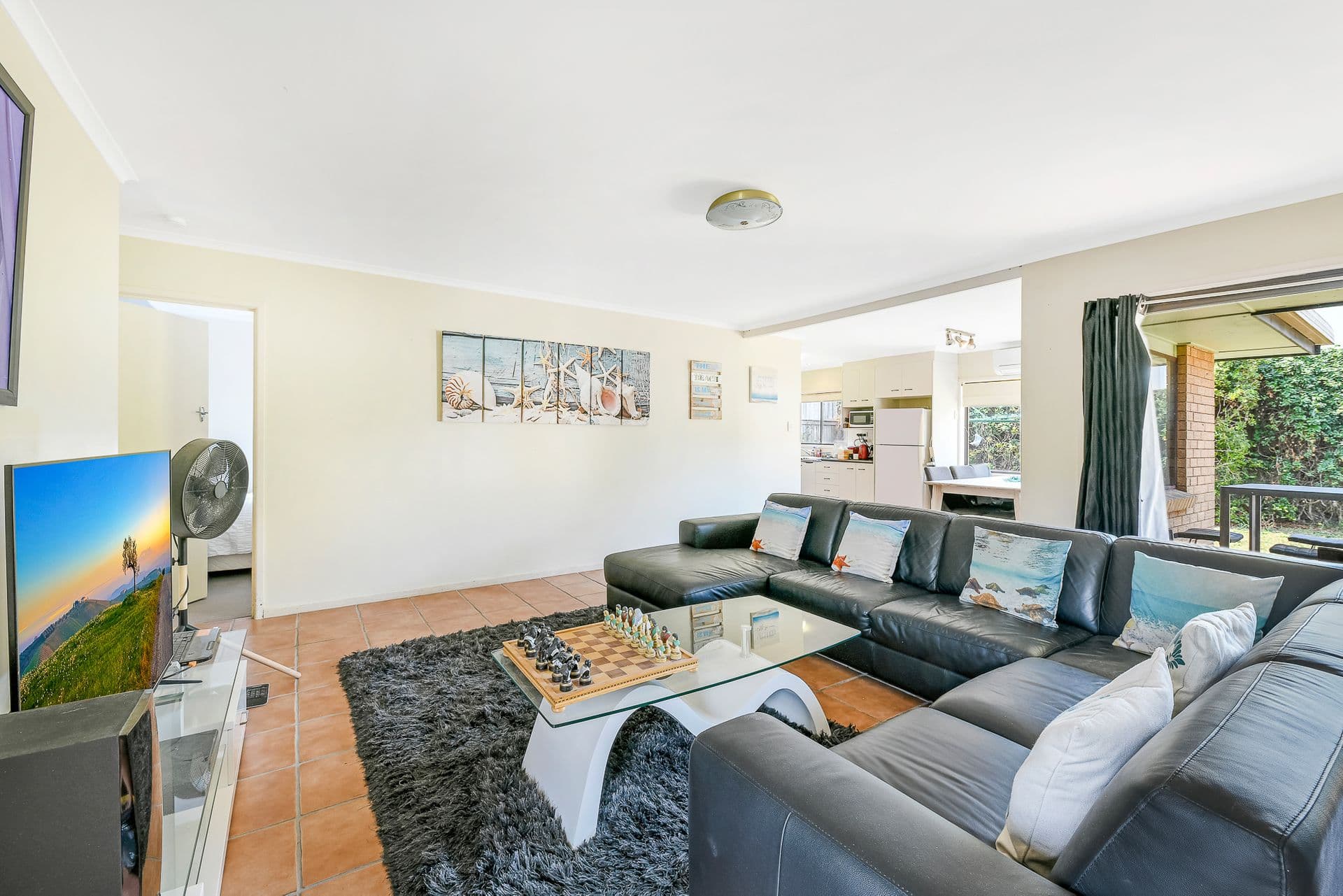 77 Taylor Avenue, Golden Beach, QLD, 4551, Golden Beach - Thumbnail 5