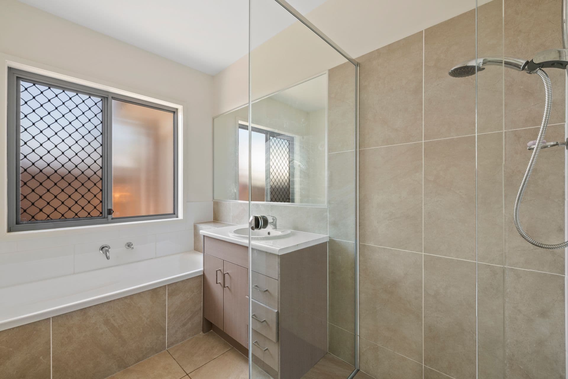 2/24 Bulcock Street, Caloundra, QLD, 4551, Little Mountain - Thumbnail 8
