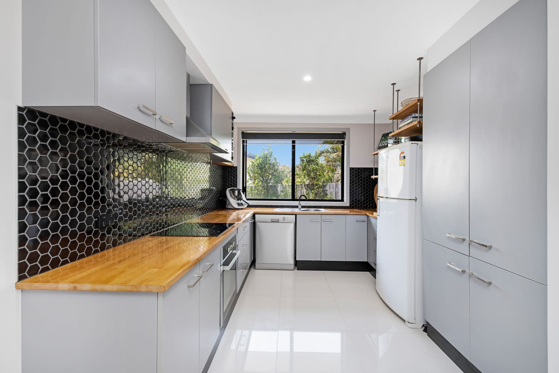 2/24 Bulcock Street, Caloundra, QLD, 4551, Aroona - Thumbnail 6