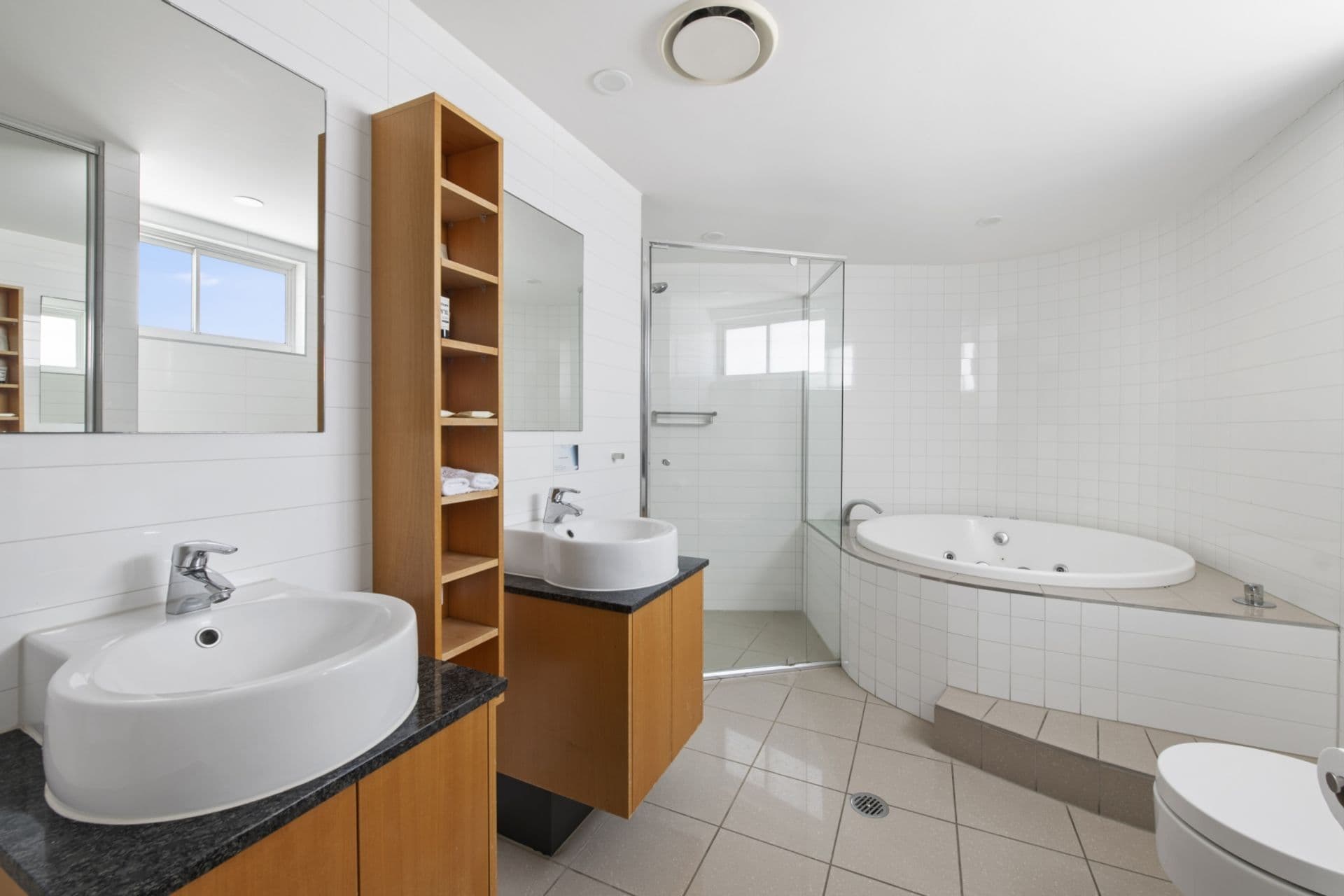 501/10 Leeding Terrace, Caloundra, QLD, 4551, Caloundra - Thumbnail 6