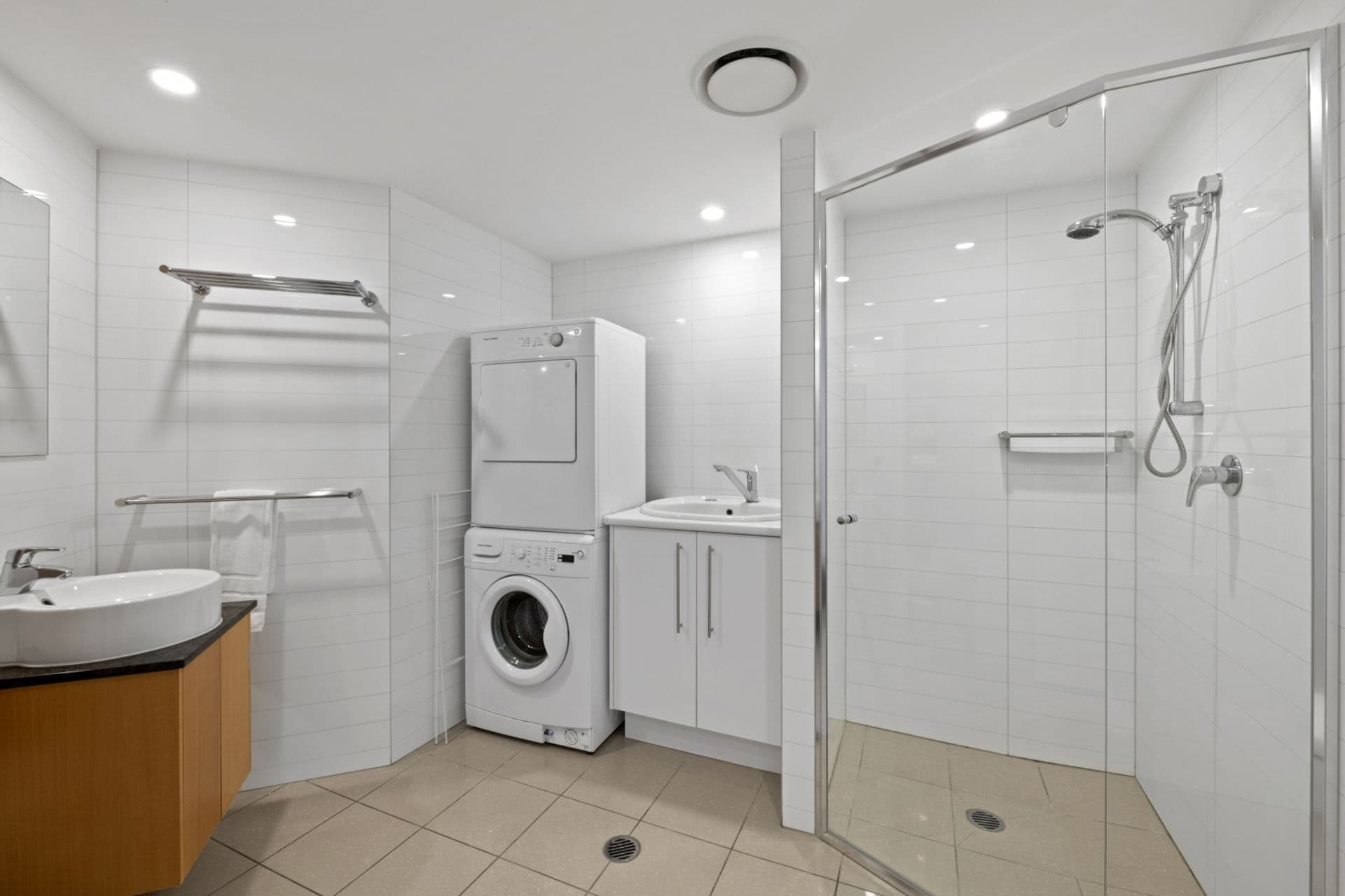 502/10 Leeding Terrace, Caloundra, QLD, 4551, Caloundra - Thumbnail 4
