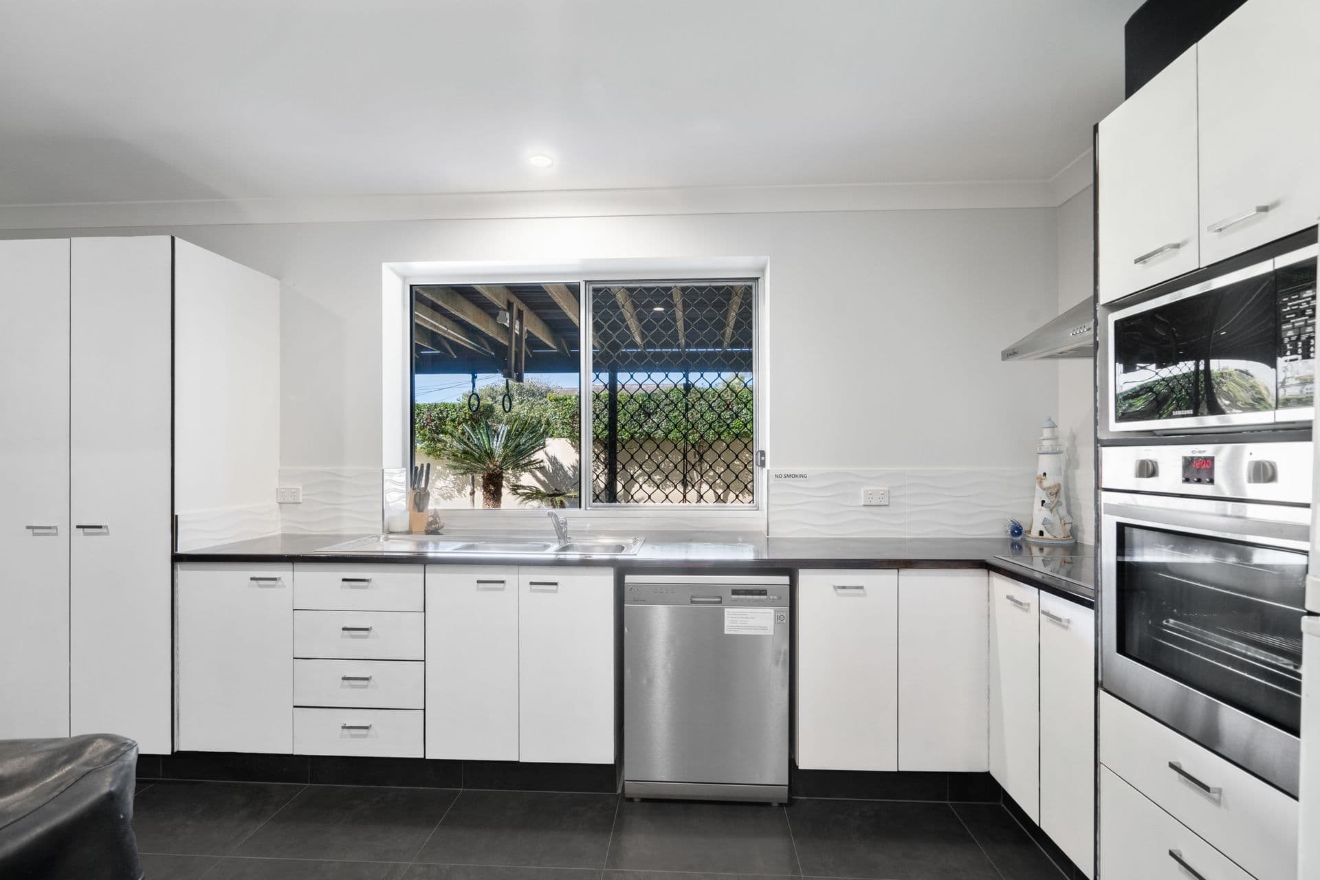 2/24 Bulcock Street, Caloundra, QLD, 4551, Dicky Beach - Thumbnail 4