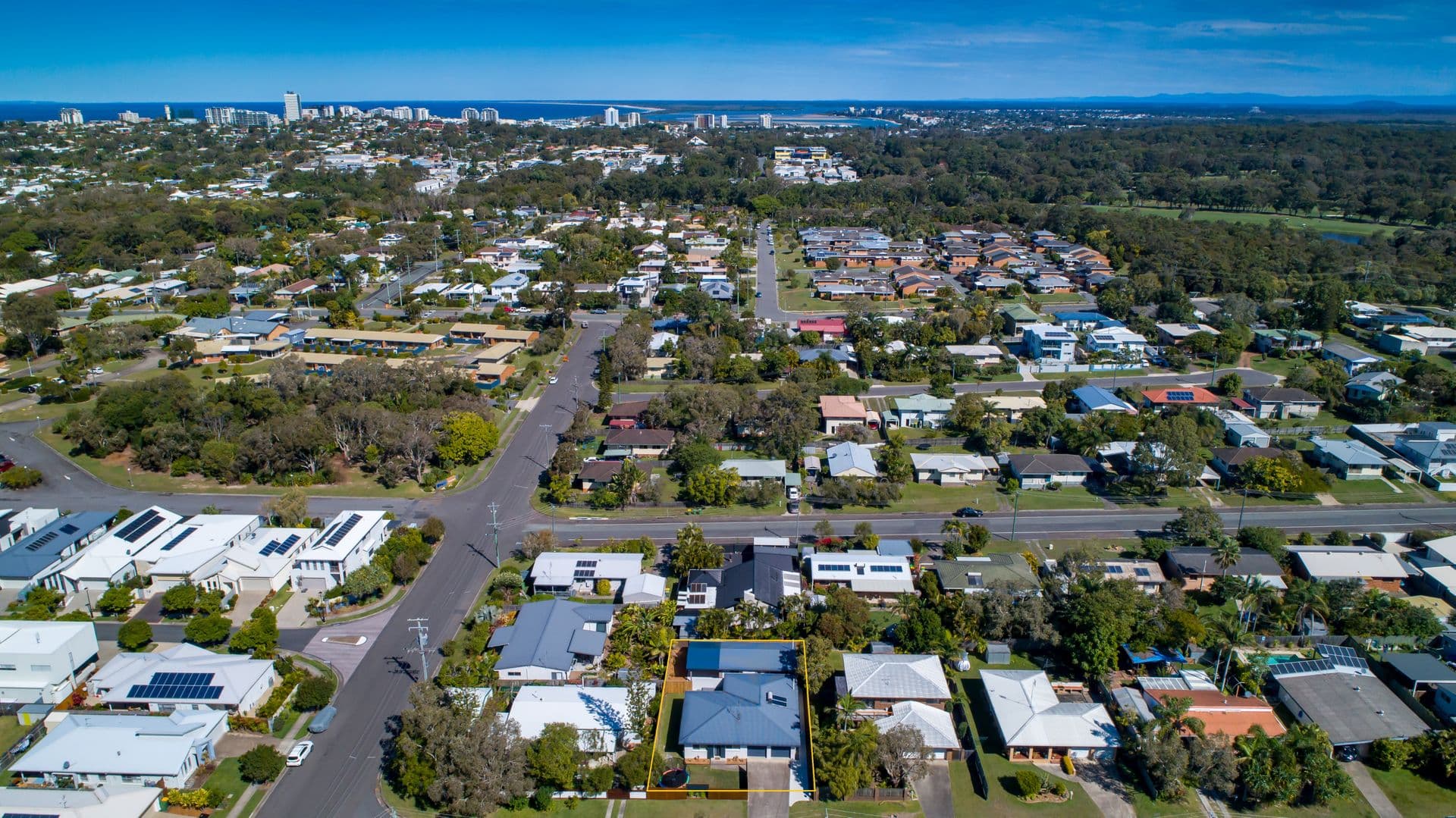 2 Sutherland Street, Dicky Beach, QLD, 4551, Dicky Beach - Thumbnail 2