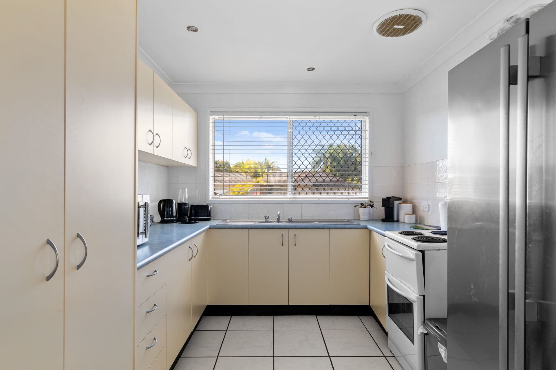 2 Sutherland Street, Dicky Beach, QLD, 4551, Dicky Beach - Thumbnail 6