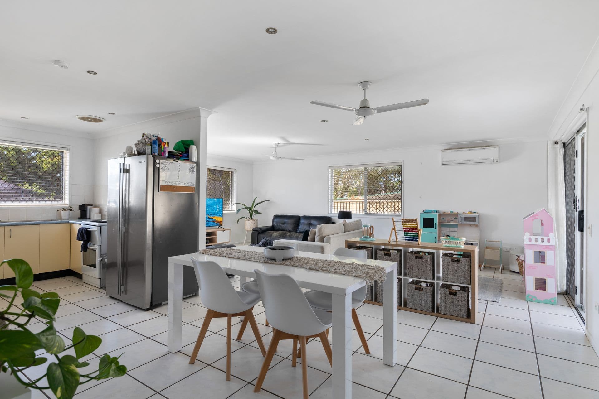 2 Sutherland Street, Dicky Beach, QLD, 4551, Dicky Beach - Thumbnail 7