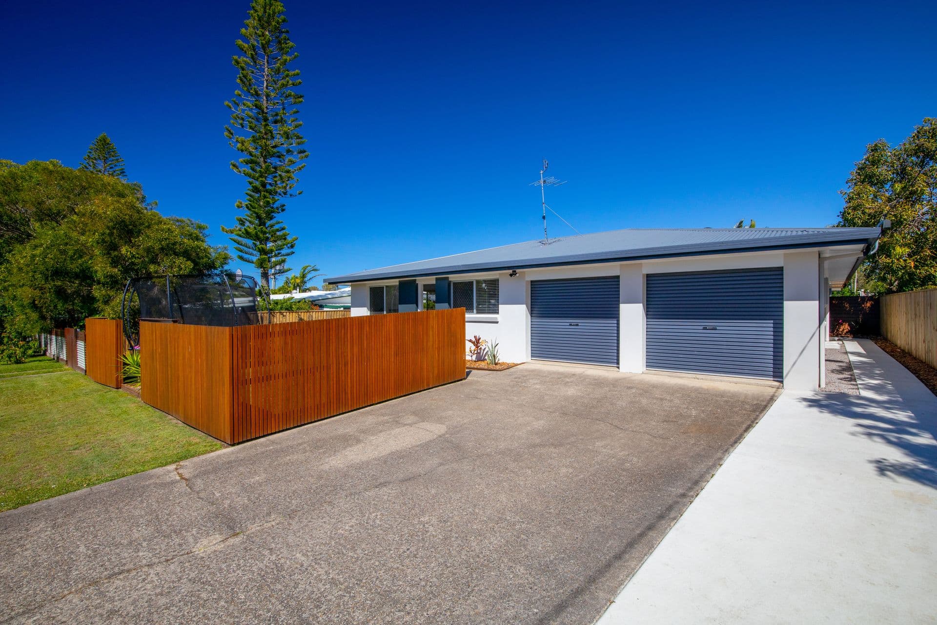 2 Sutherland Street, Dicky Beach, QLD, 4551, Dicky Beach - Thumbnail 3