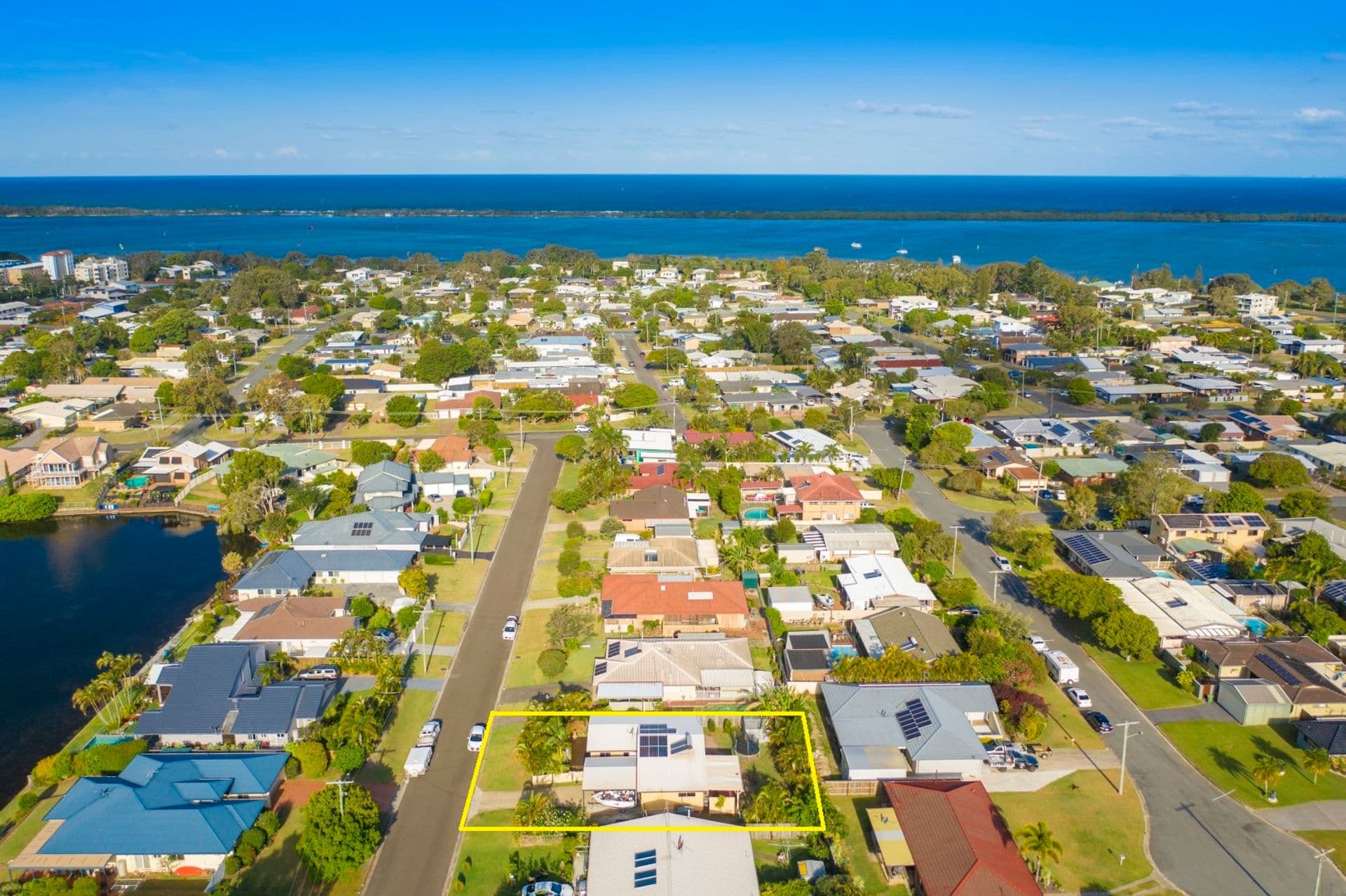 2/24 Bulcock Street, Caloundra, QLD, 4551, Golden Beach - Thumbnail 2