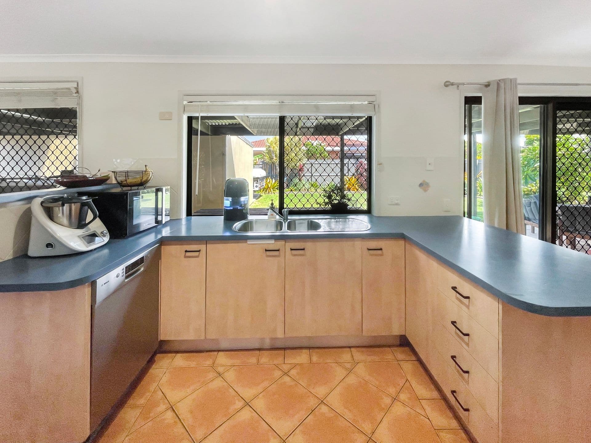 2/24 Bulcock Street, Caloundra, QLD, 4551, Wurtulla - Thumbnail 4