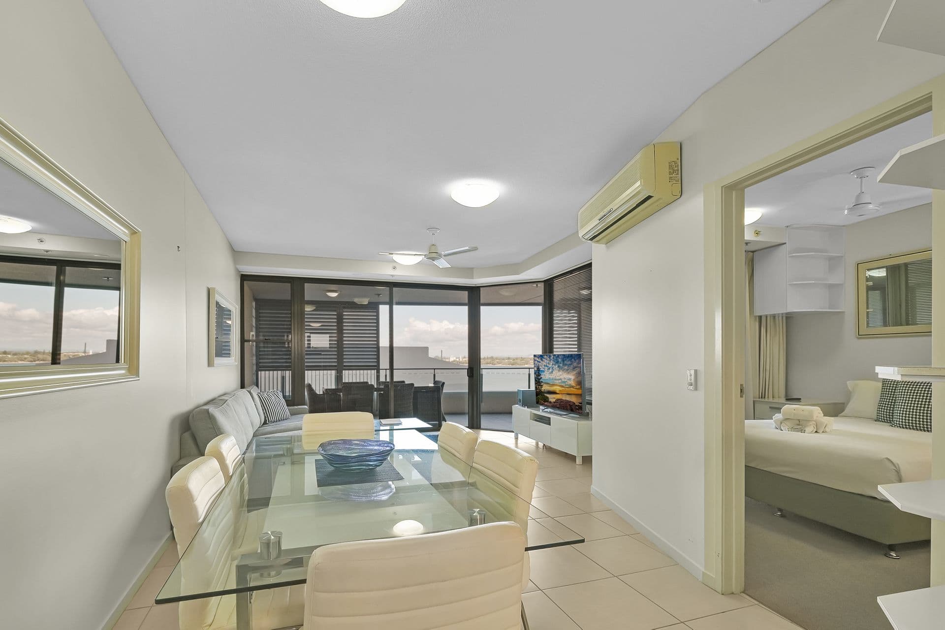 Unit 405 'Monaco' 12 Otranto Avenue, Caloundra, QLD, 4551, Caloundra - Thumbnail 6