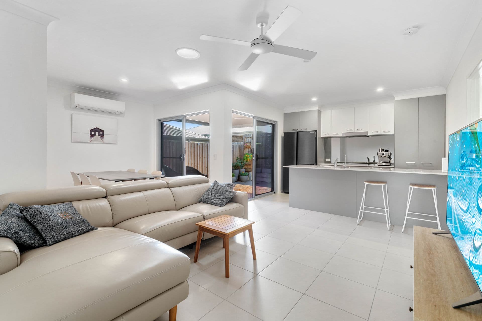 2/24 Bulcock Street, Caloundra, QLD, 4551, Beerwah - Thumbnail 3