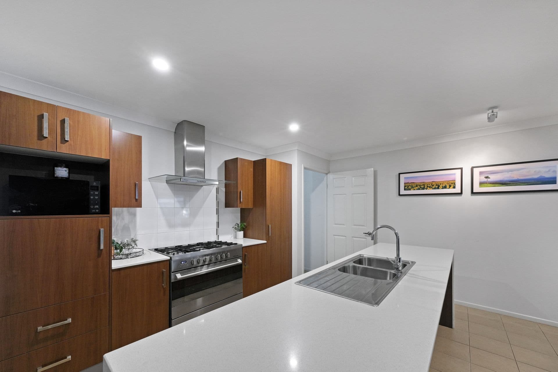 2/24 Bulcock Street, Caloundra, QLD, 4551, Glass House Mountains - Thumbnail 3
