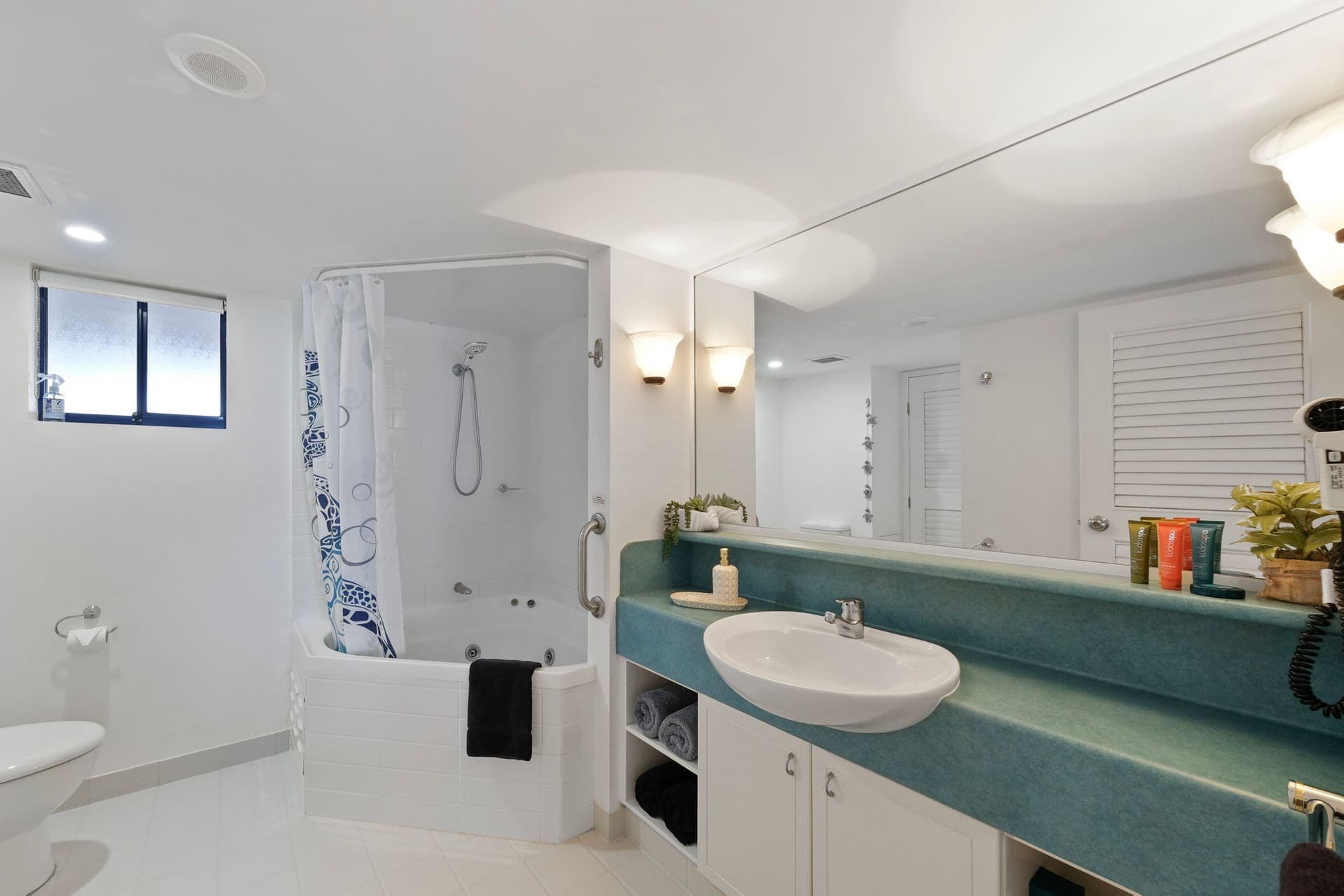 2/24 Bulcock Street, Caloundra, QLD, 4551, Golden Beach - Thumbnail 5