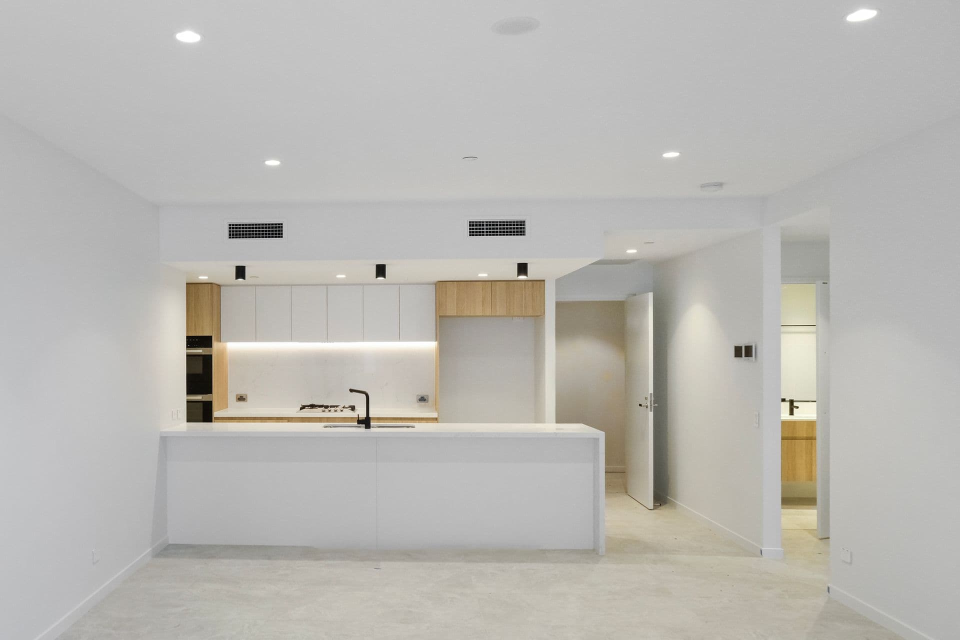 2/24 Bulcock Street, Caloundra, QLD, 4551, Bokarina - Thumbnail 2