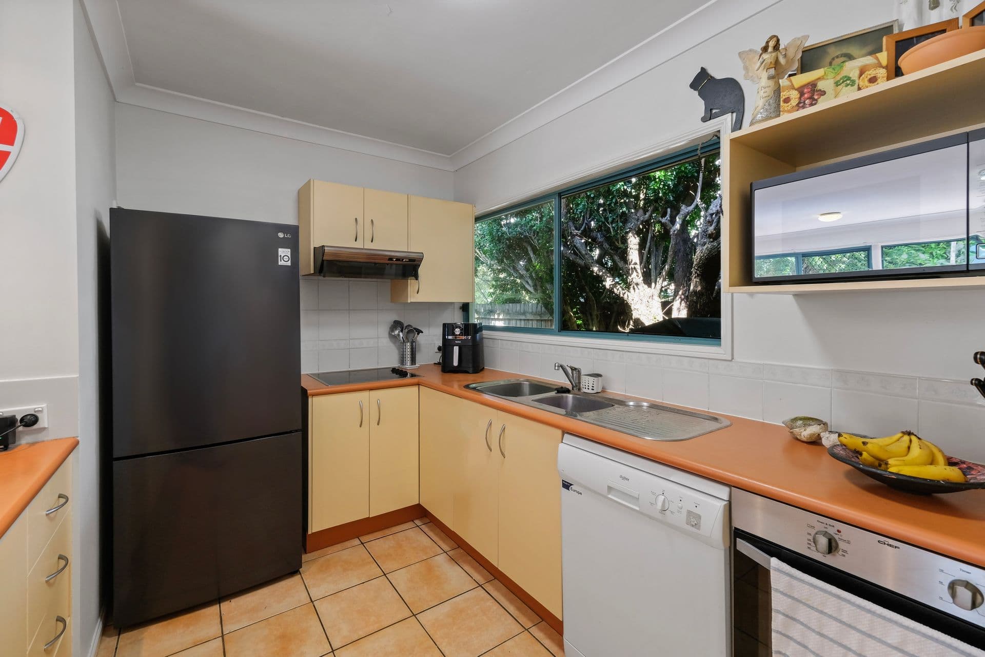 2/6 Gregory Street, Golden Beach, QLD, 4551, Golden Beach - Thumbnail 4