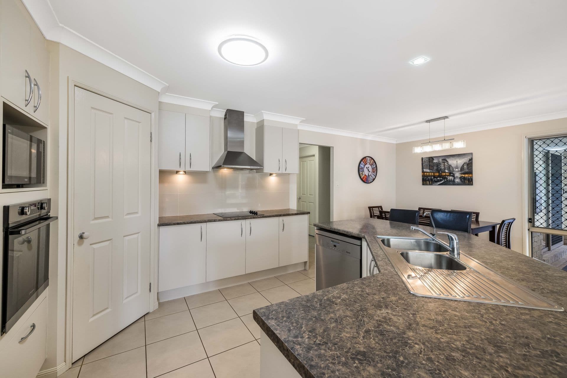2/24 Bulcock Street, Caloundra, QLD, 4551, Glass House Mountains - Thumbnail 3