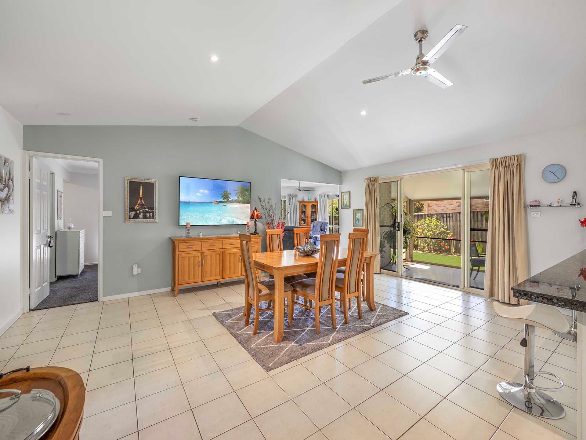 2/24 Bulcock Street, Caloundra, QLD, 4551, Beerwah - Thumbnail 4