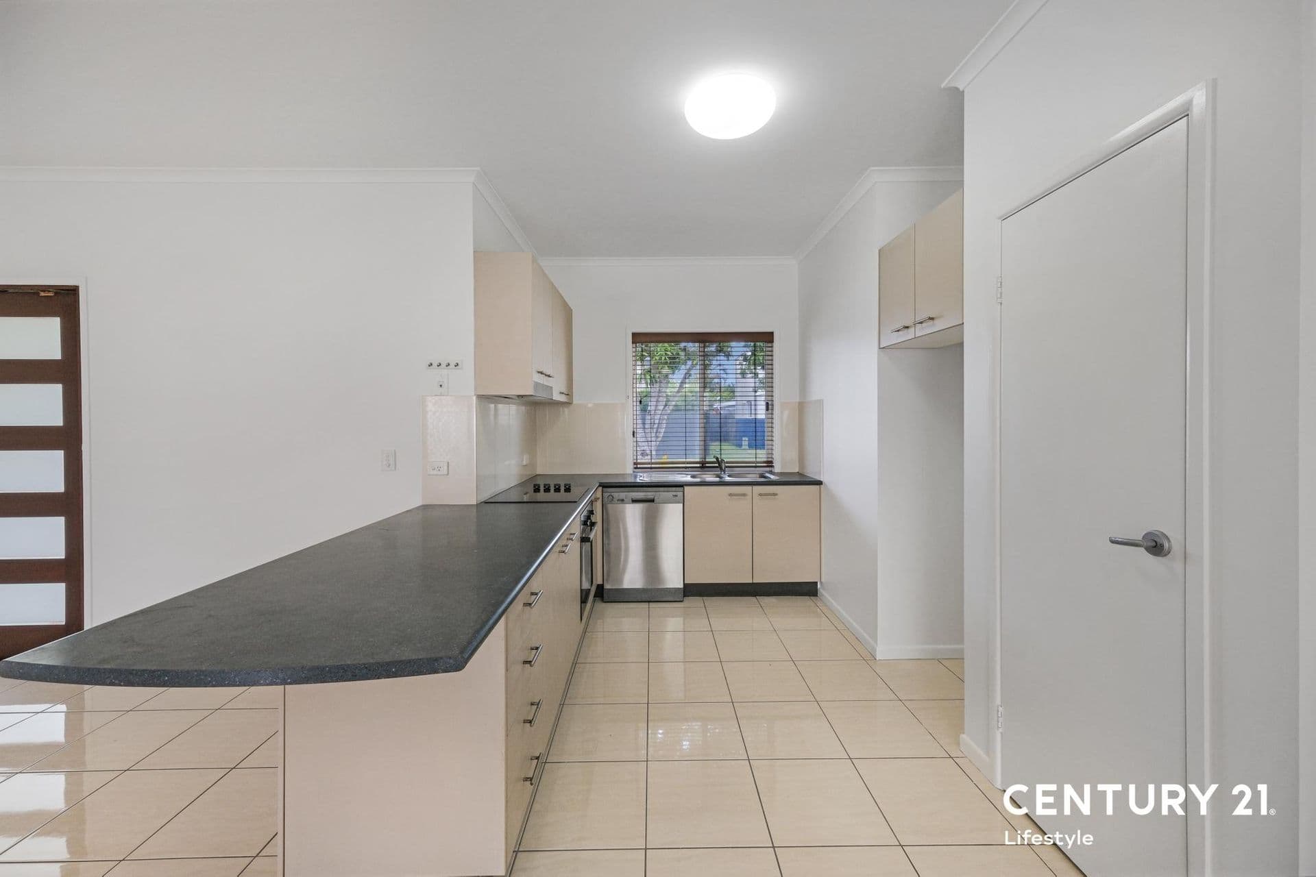 2/24 Bulcock Street, Caloundra, QLD, 4551, Kawana Island - Thumbnail 3