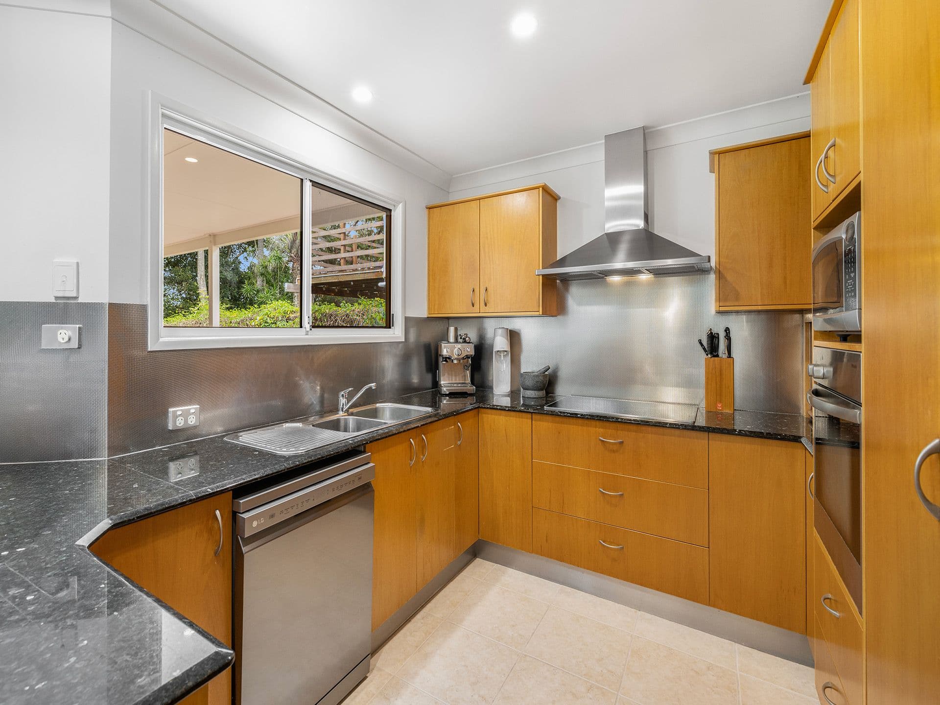 2/24 Bulcock Street, Caloundra, QLD, 4551, Golden Beach - Thumbnail 5