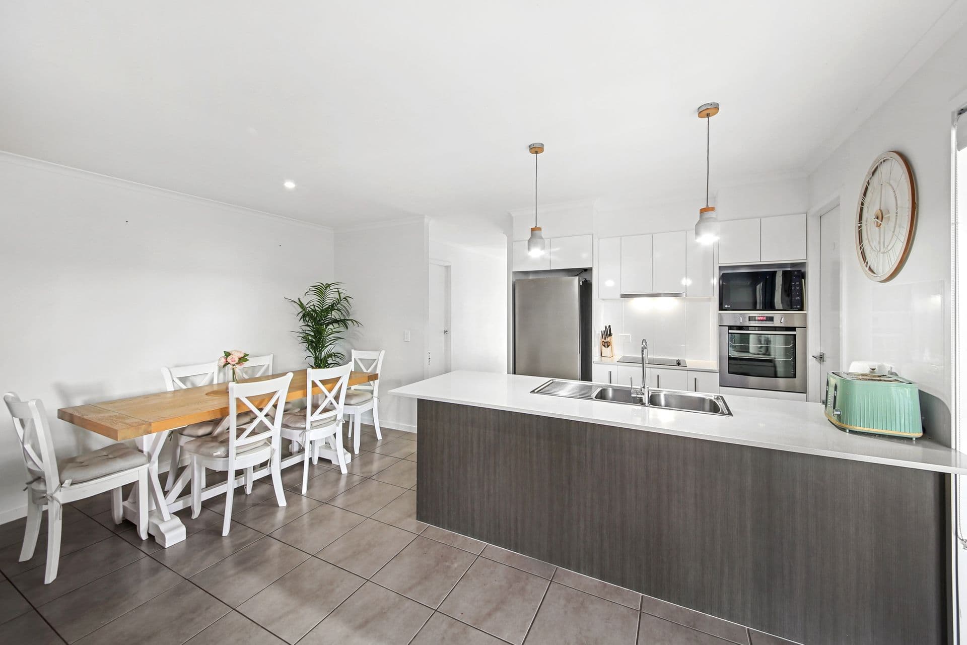 2/24 Bulcock Street, Caloundra, QLD, 4551, Caloundra West - Thumbnail 2