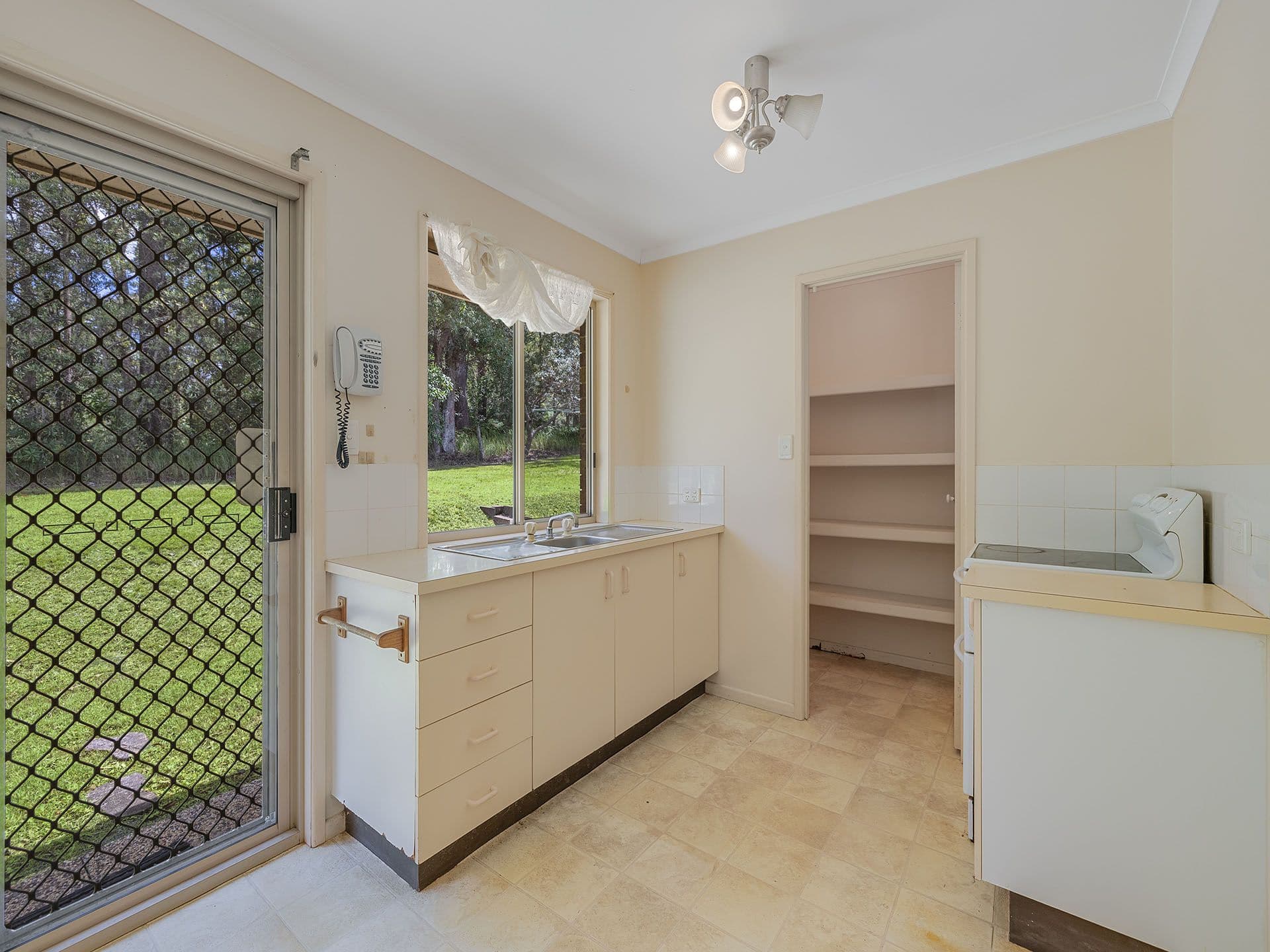 2/24 Bulcock Street, Caloundra, QLD, 4551, Peachester - Thumbnail 2