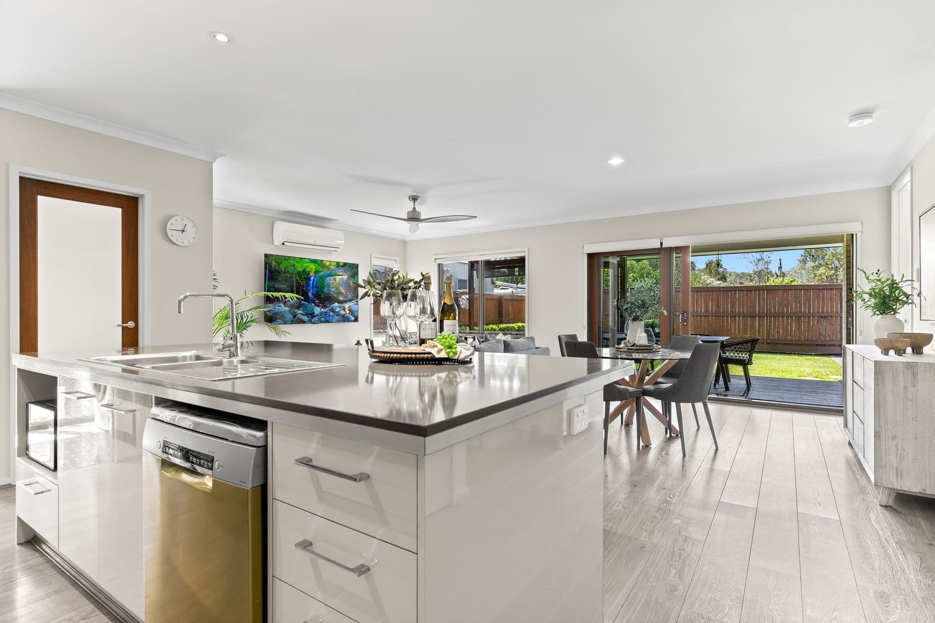 2/24 Bulcock Street, Caloundra, QLD, 4551, Caloundra West - Thumbnail 5