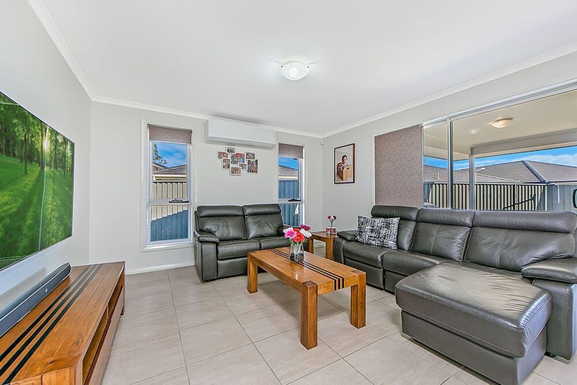2/43 Garfield Road East, Riverstone, NSW, 2765, Jordan Springs - Thumbnail 3