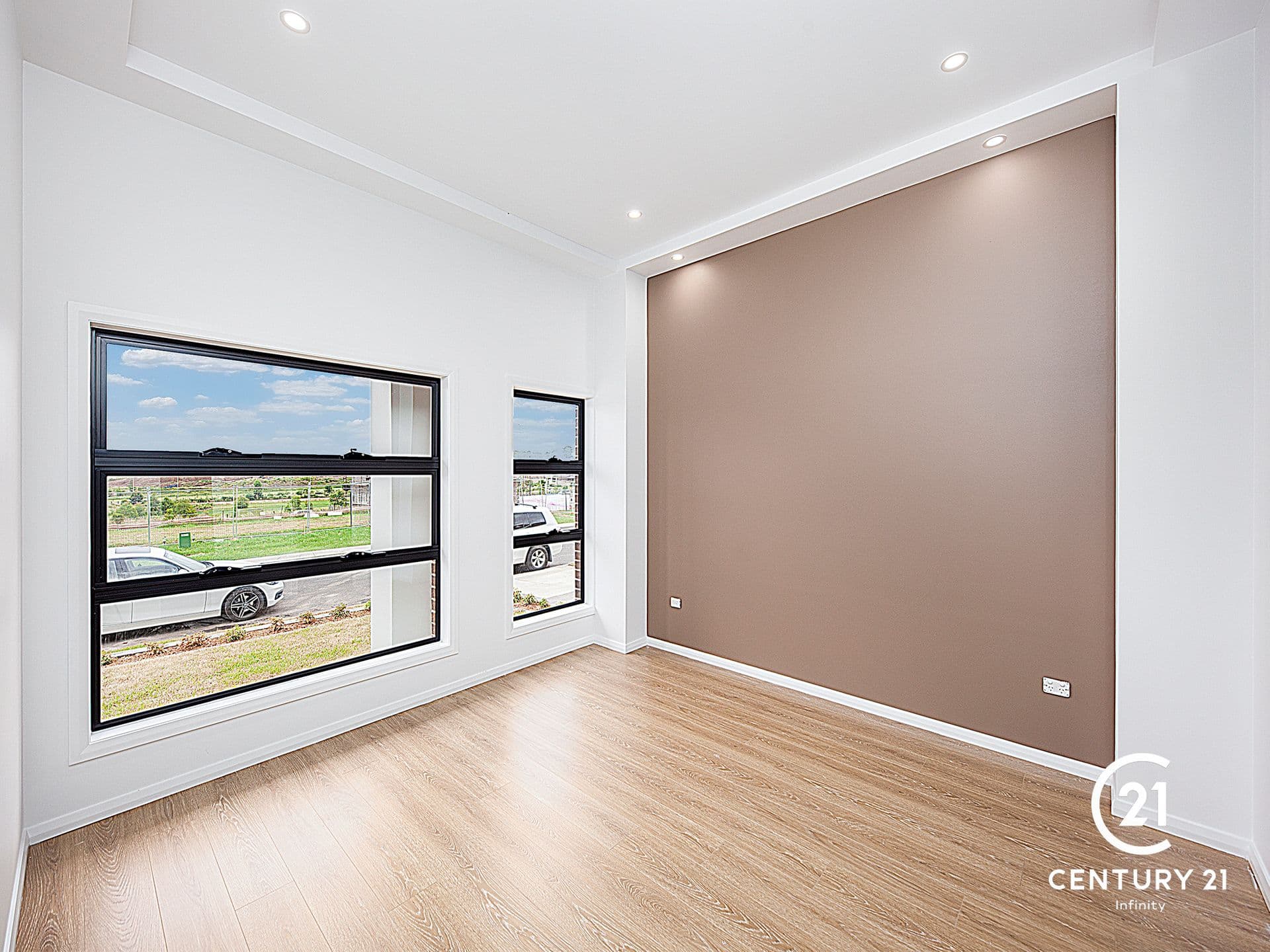 2/43 Garfield Road East, Riverstone, NSW, 2765, The Ponds - Thumbnail 2