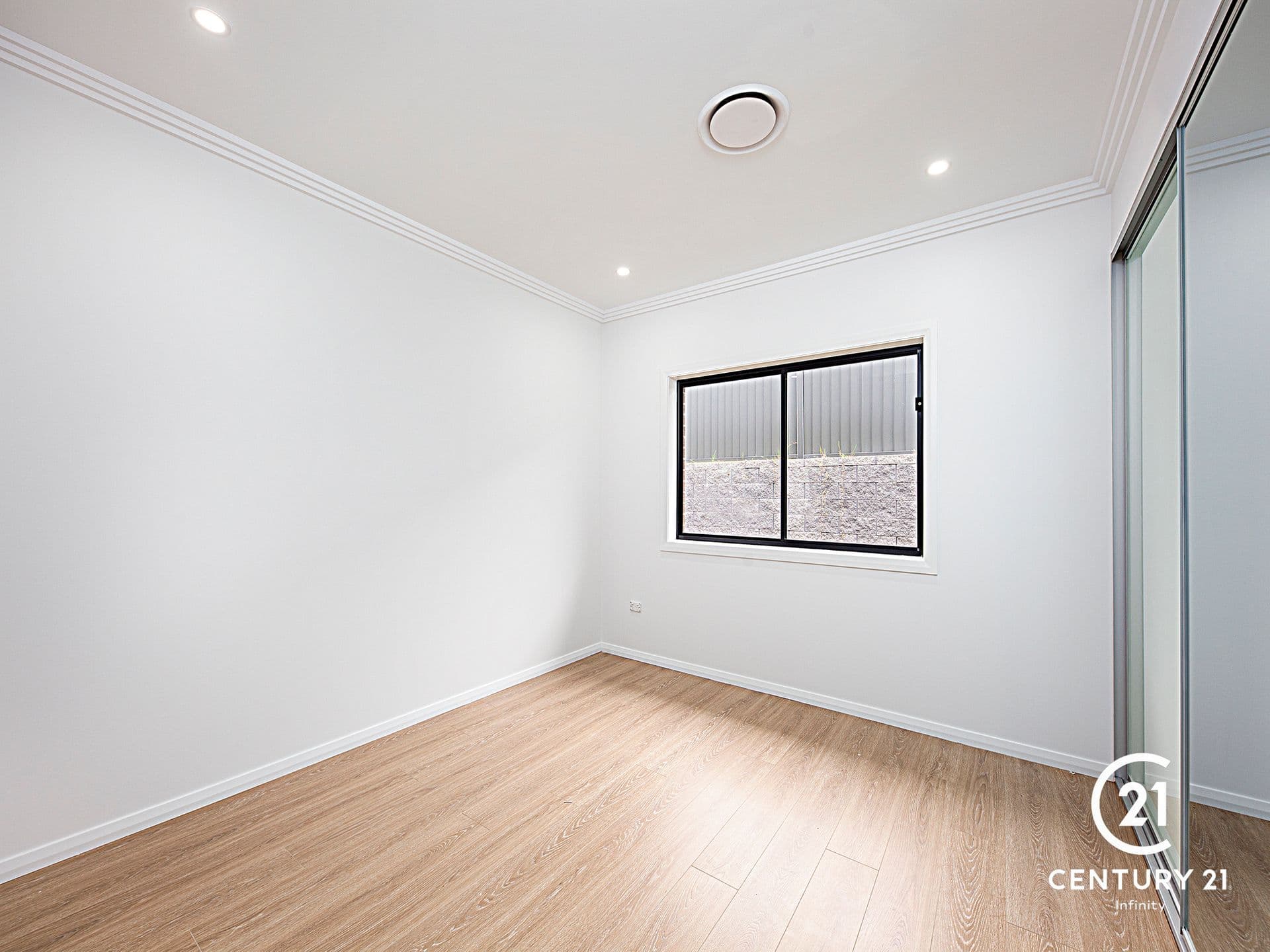 2/43 Garfield Road East, Riverstone, NSW, 2765, The Ponds - Thumbnail 6