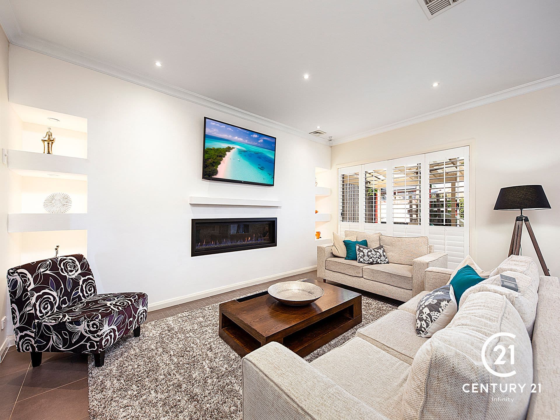 2/43 Garfield Road East, Riverstone, NSW, 2765, Kellyville - Thumbnail 2