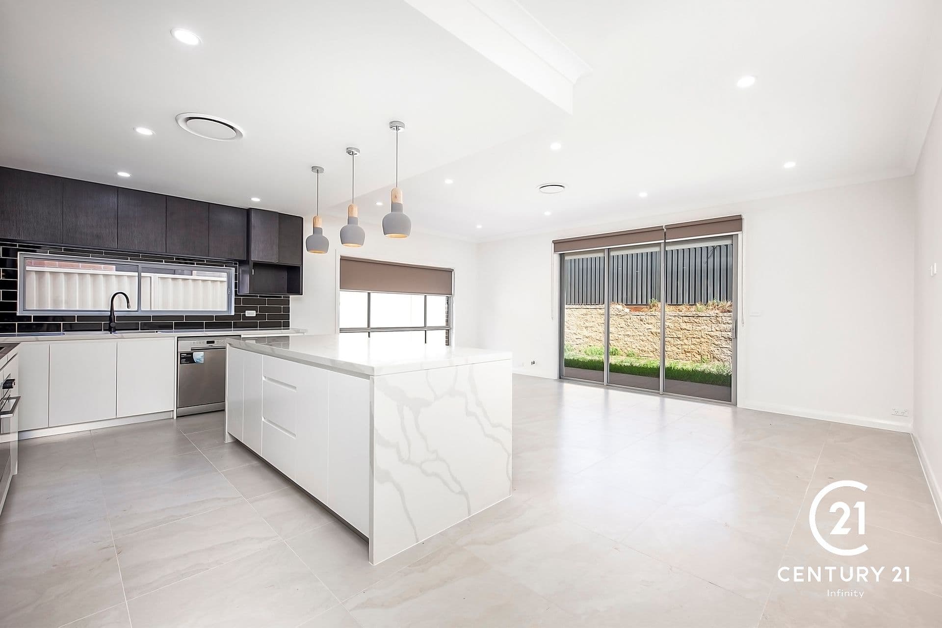 2/43 Garfield Road East, Riverstone, NSW, 2765, Oran Park - Thumbnail 4