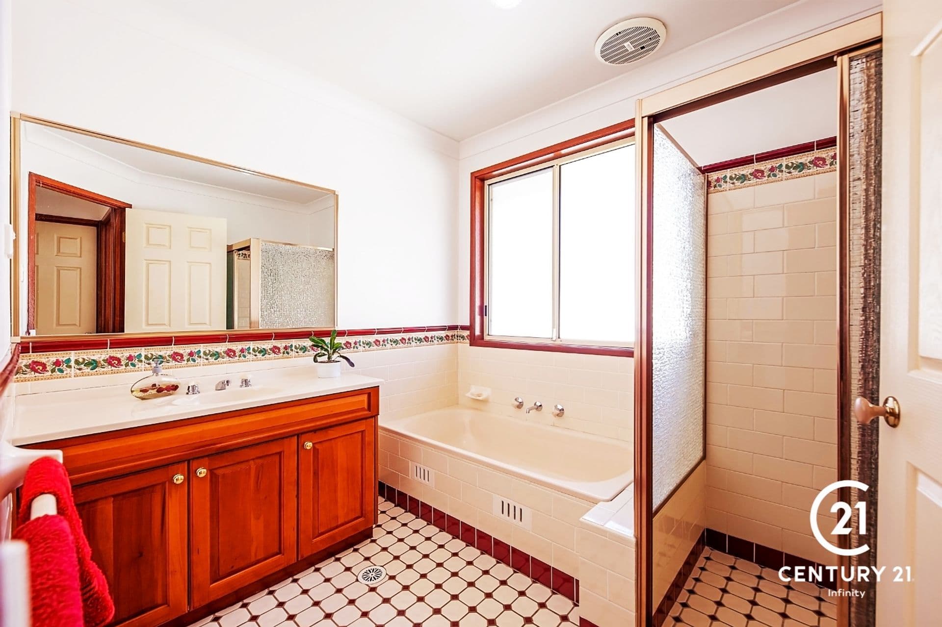2/43 Garfield Road East, Riverstone, NSW, 2765, Stanhope Gardens - Thumbnail 3