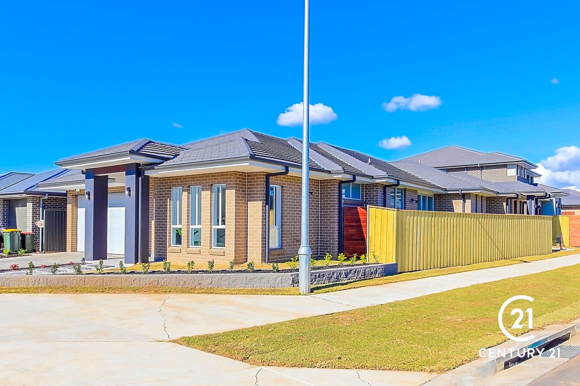2/43 Garfield Road East, Riverstone, NSW, 2765, Oran Park - Thumbnail 2
